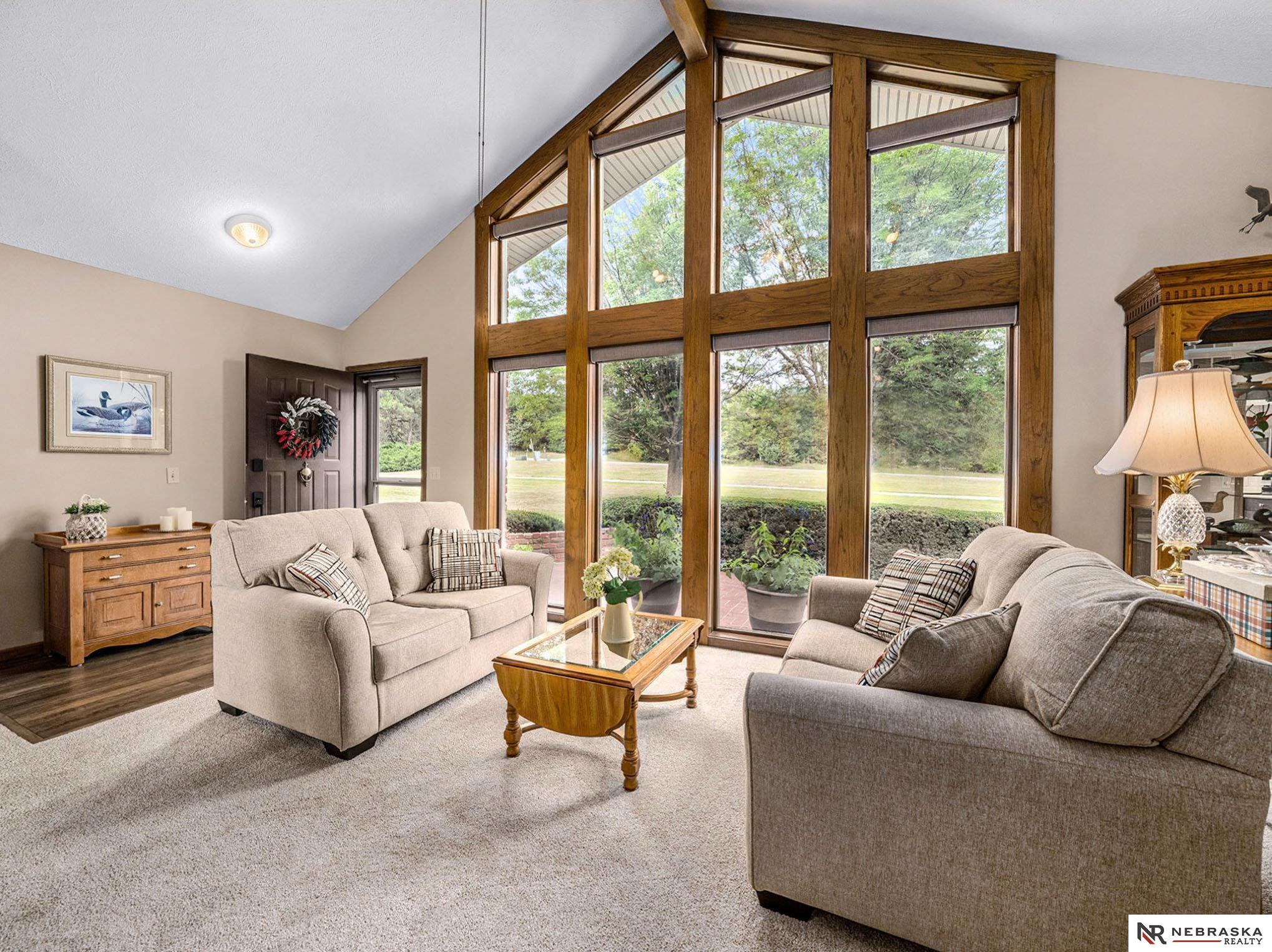 5601 Deerhaven Drive
