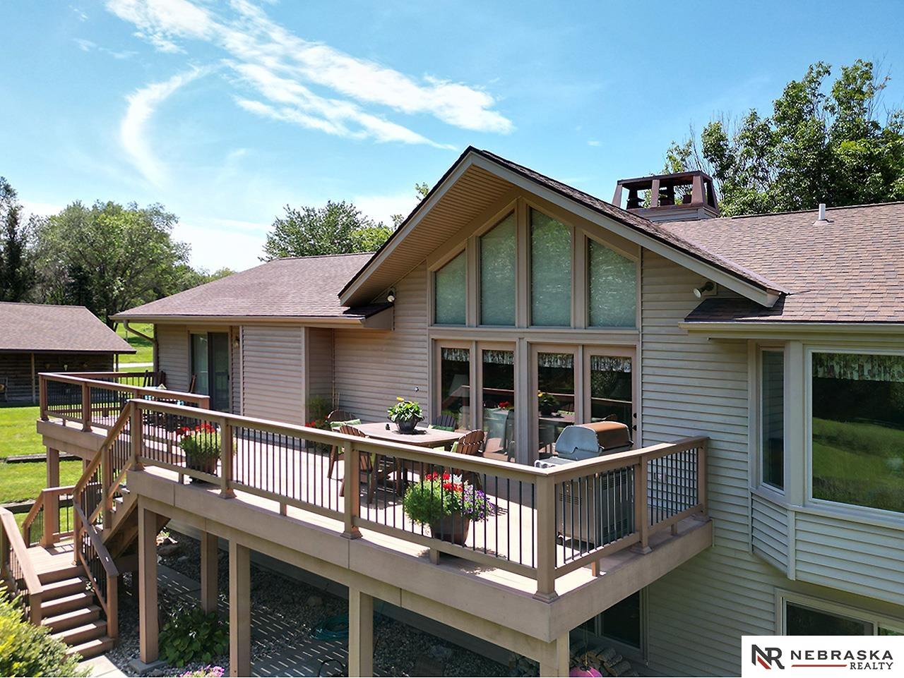 5601 Deerhaven Drive