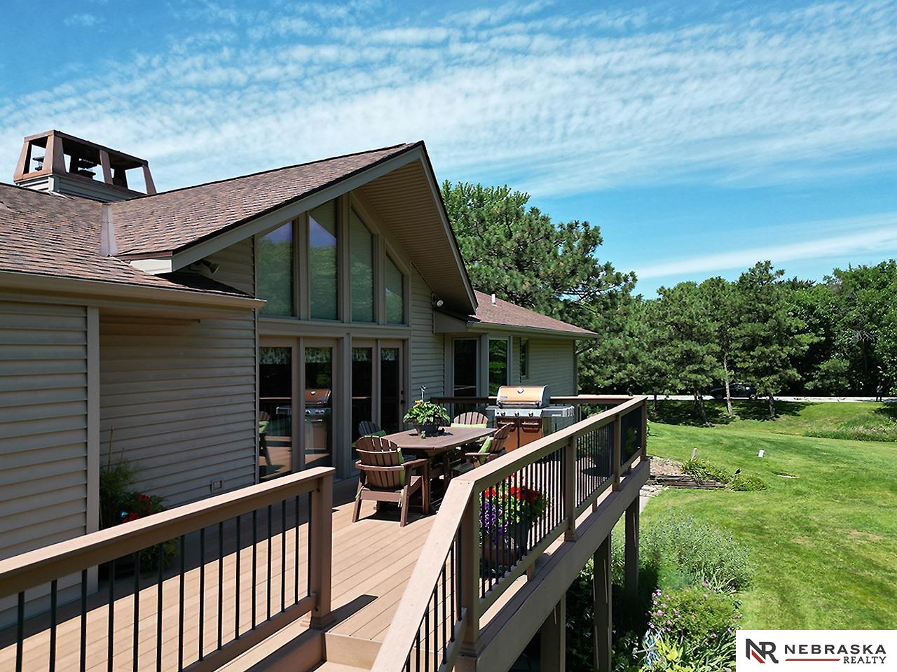 5601 Deerhaven Drive