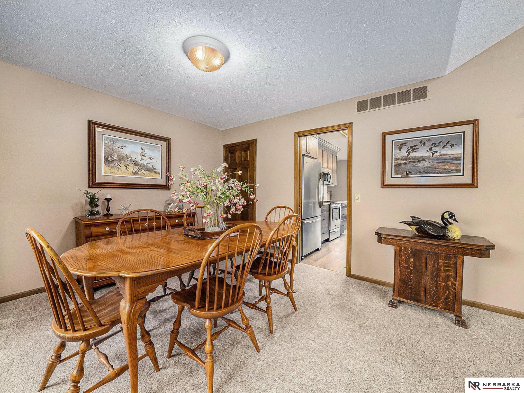 5601 Deerhaven Drive