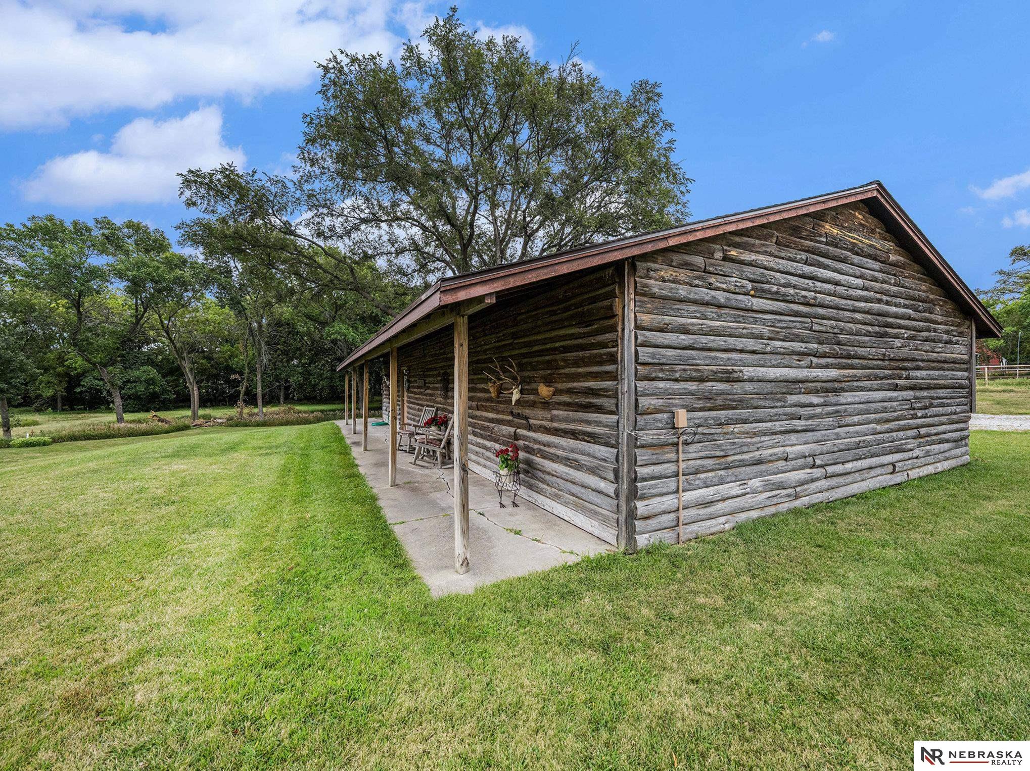 5601 Deerhaven Drive