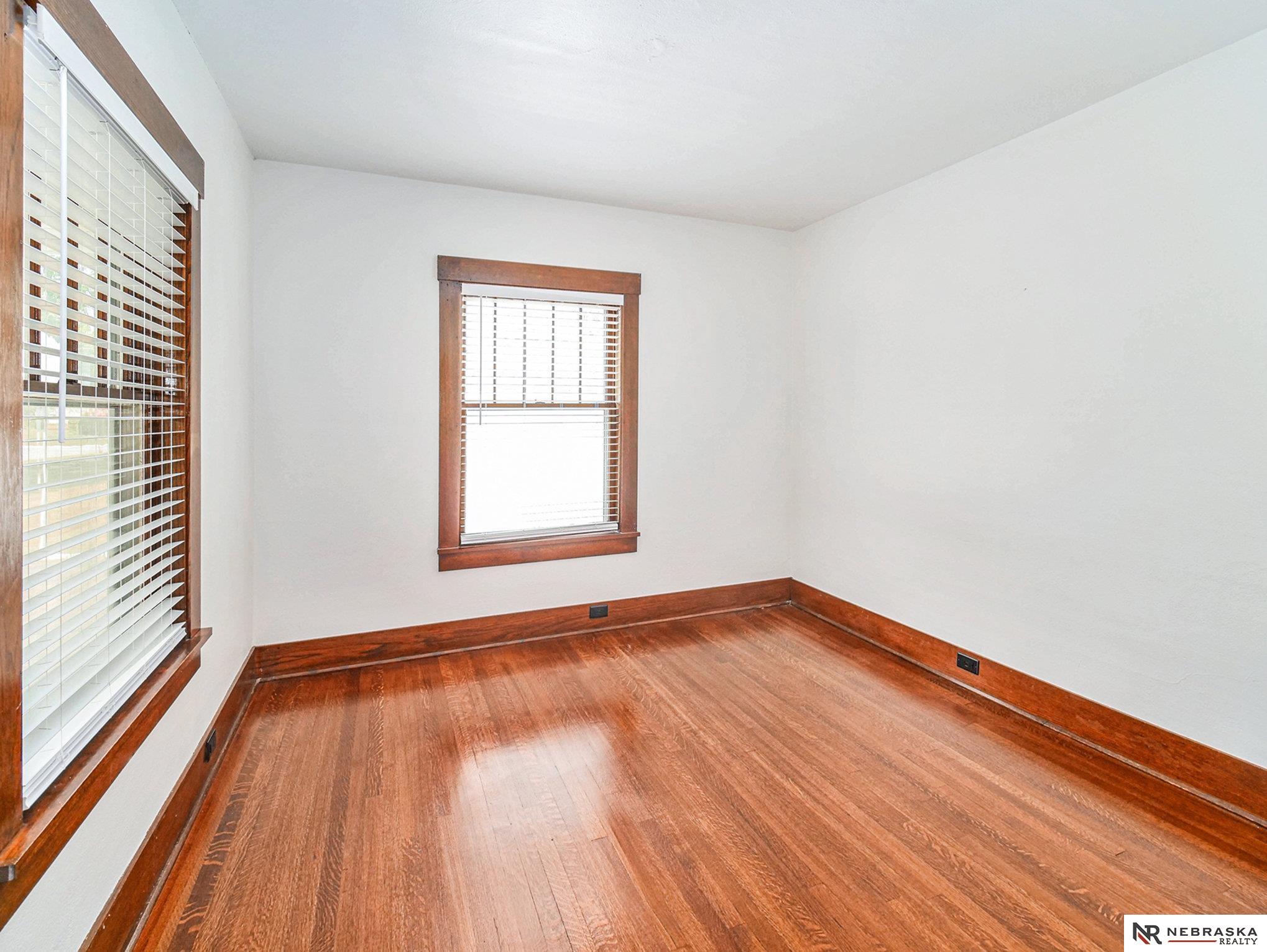 350 Van Buren Street