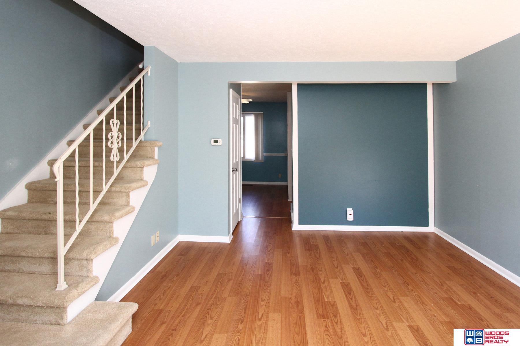 7111 Old Post Road # 13