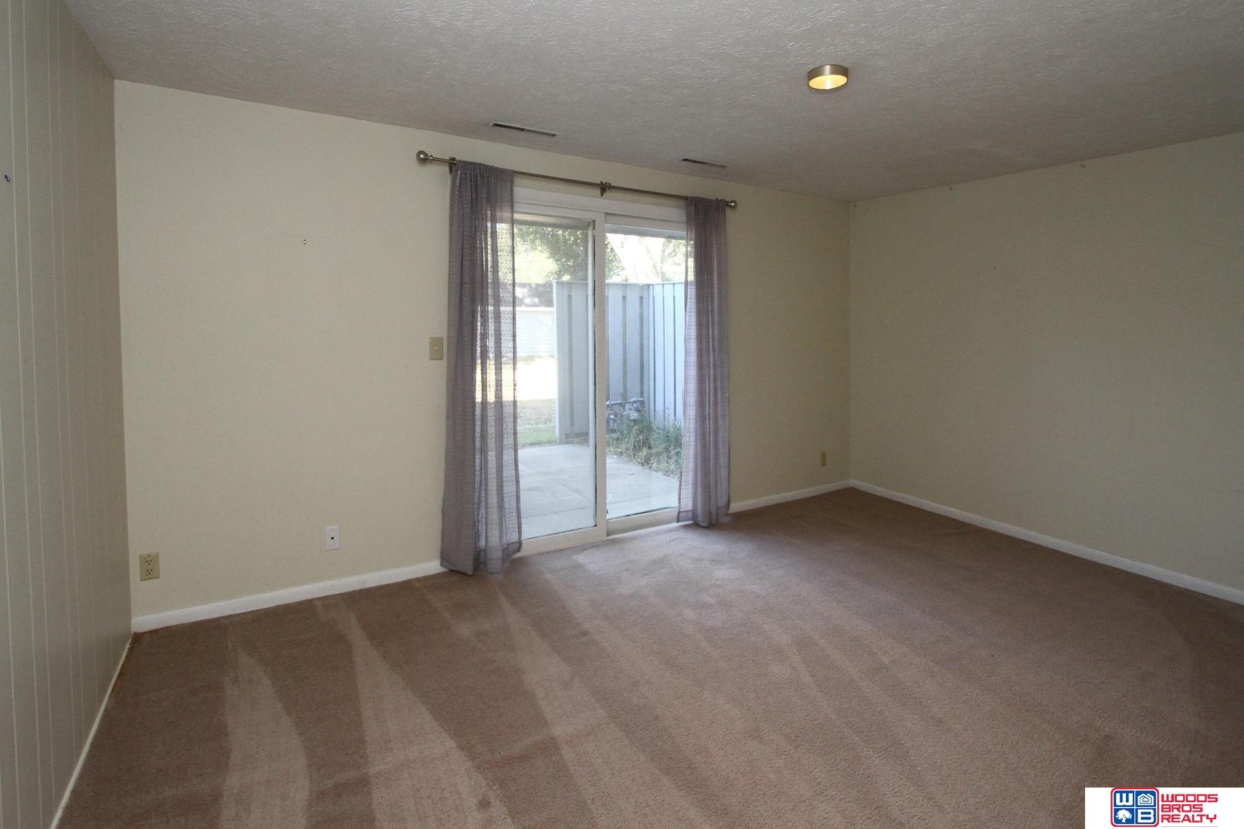 7111 Old Post Road # 13