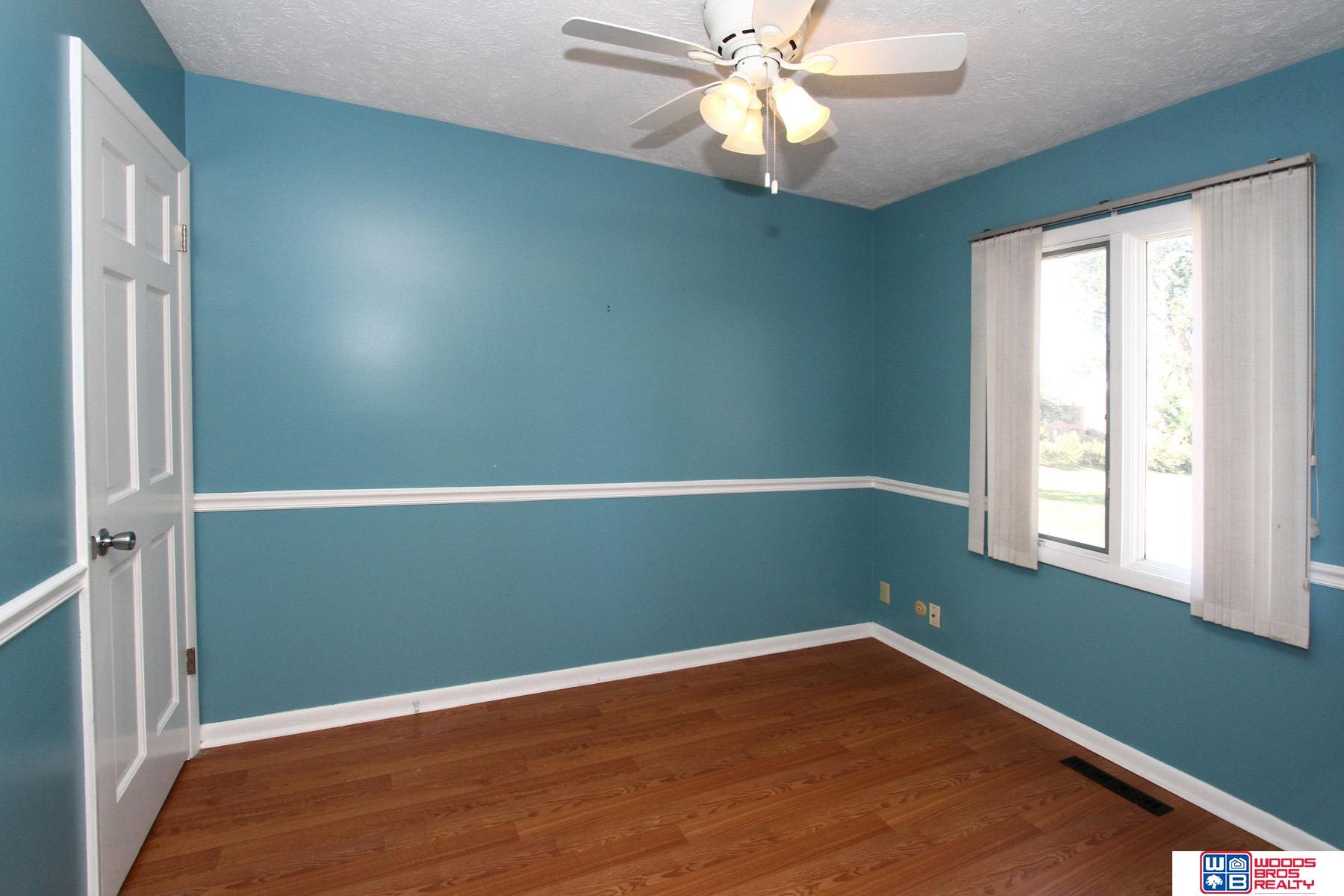 7111 Old Post Road # 13