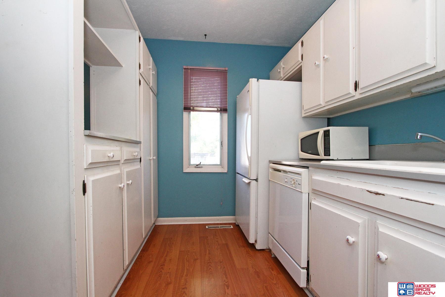 7111 Old Post Road # 13