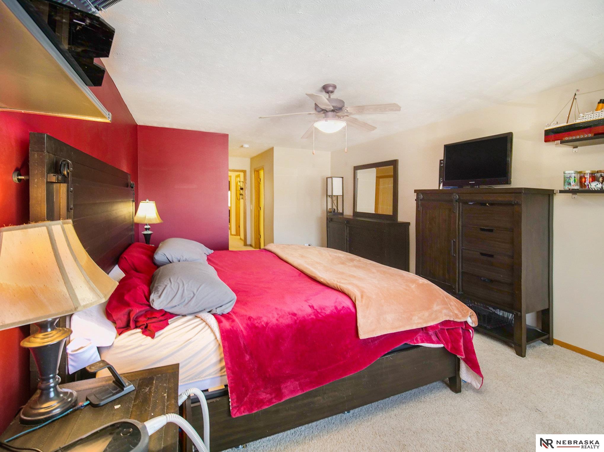 1517 Sawyer Court