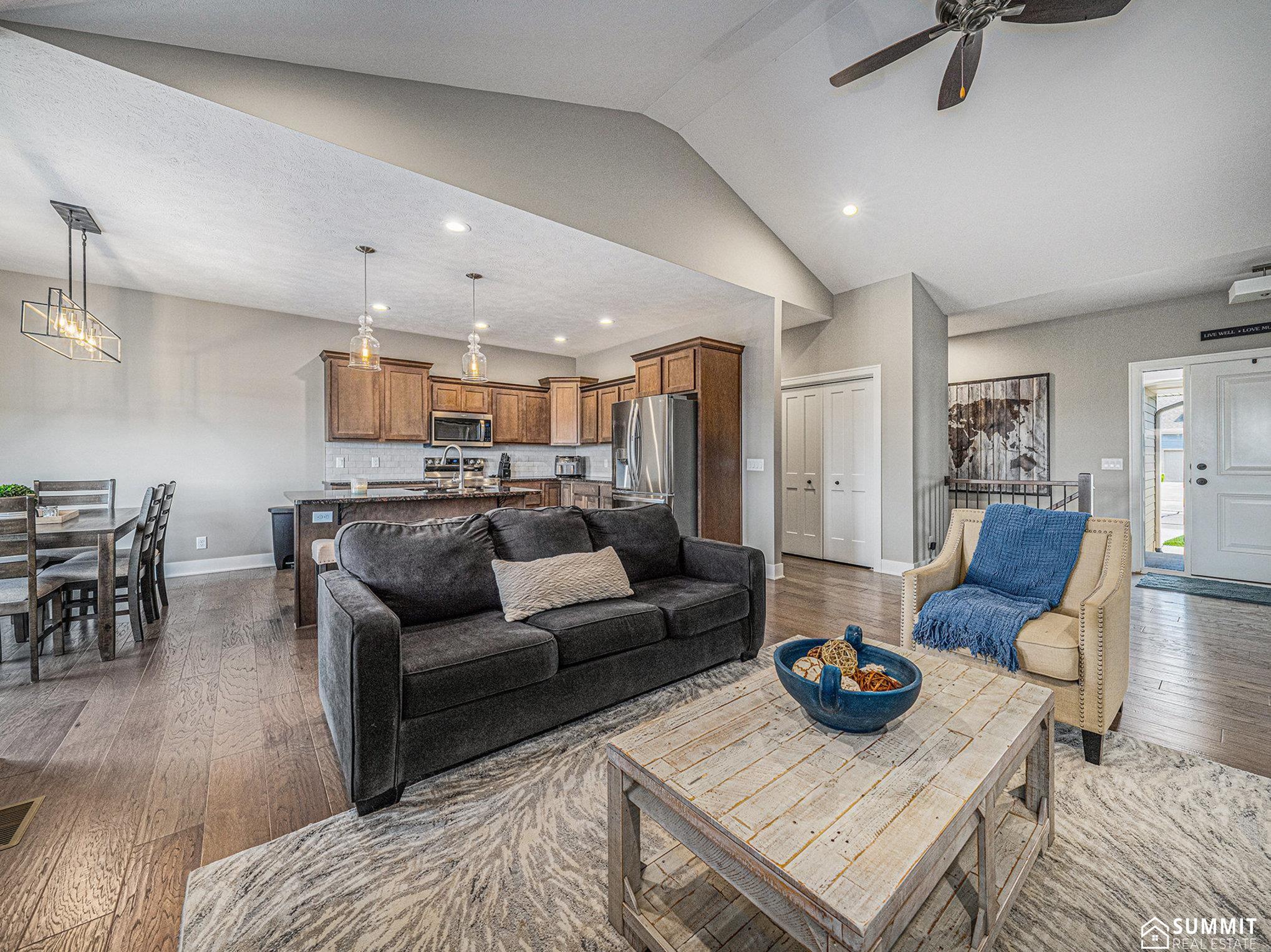 7635 S 78th Street