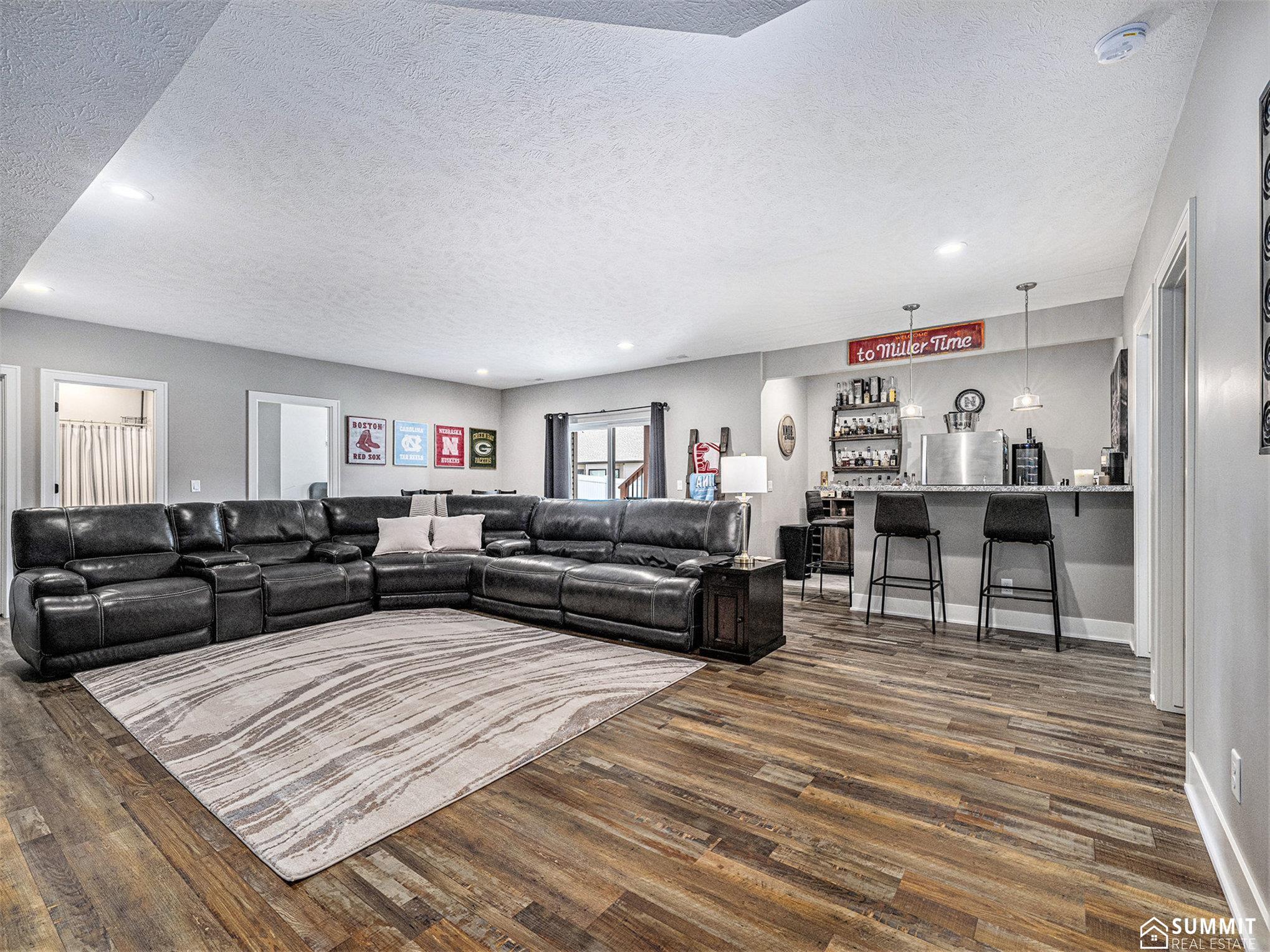 7635 S 78th Street