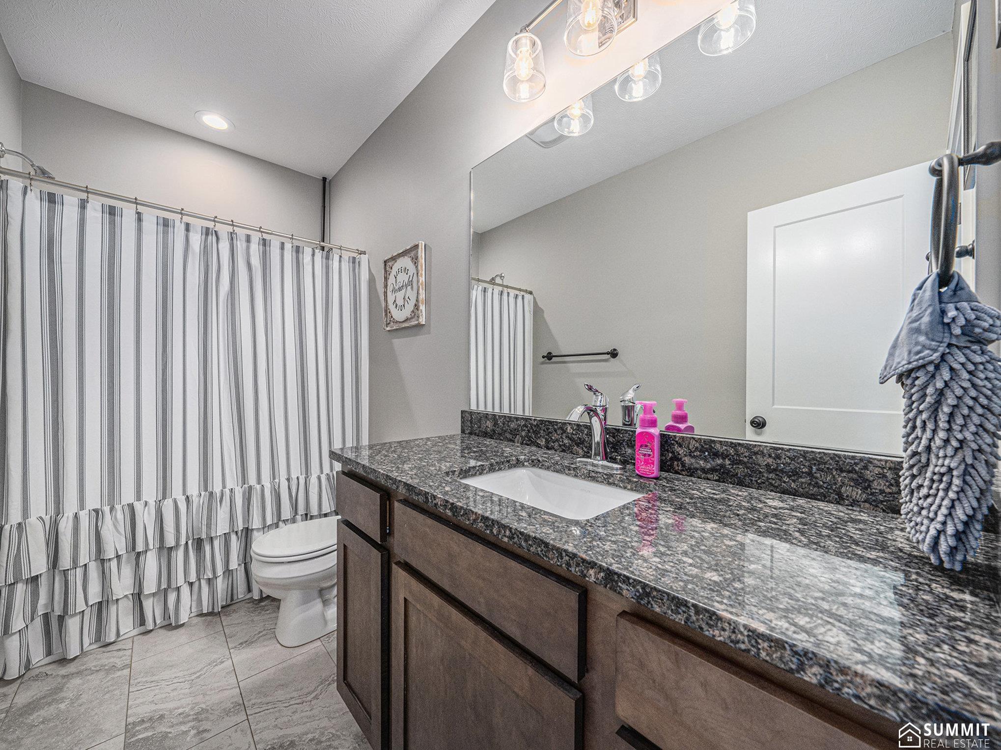 7635 S 78th Street