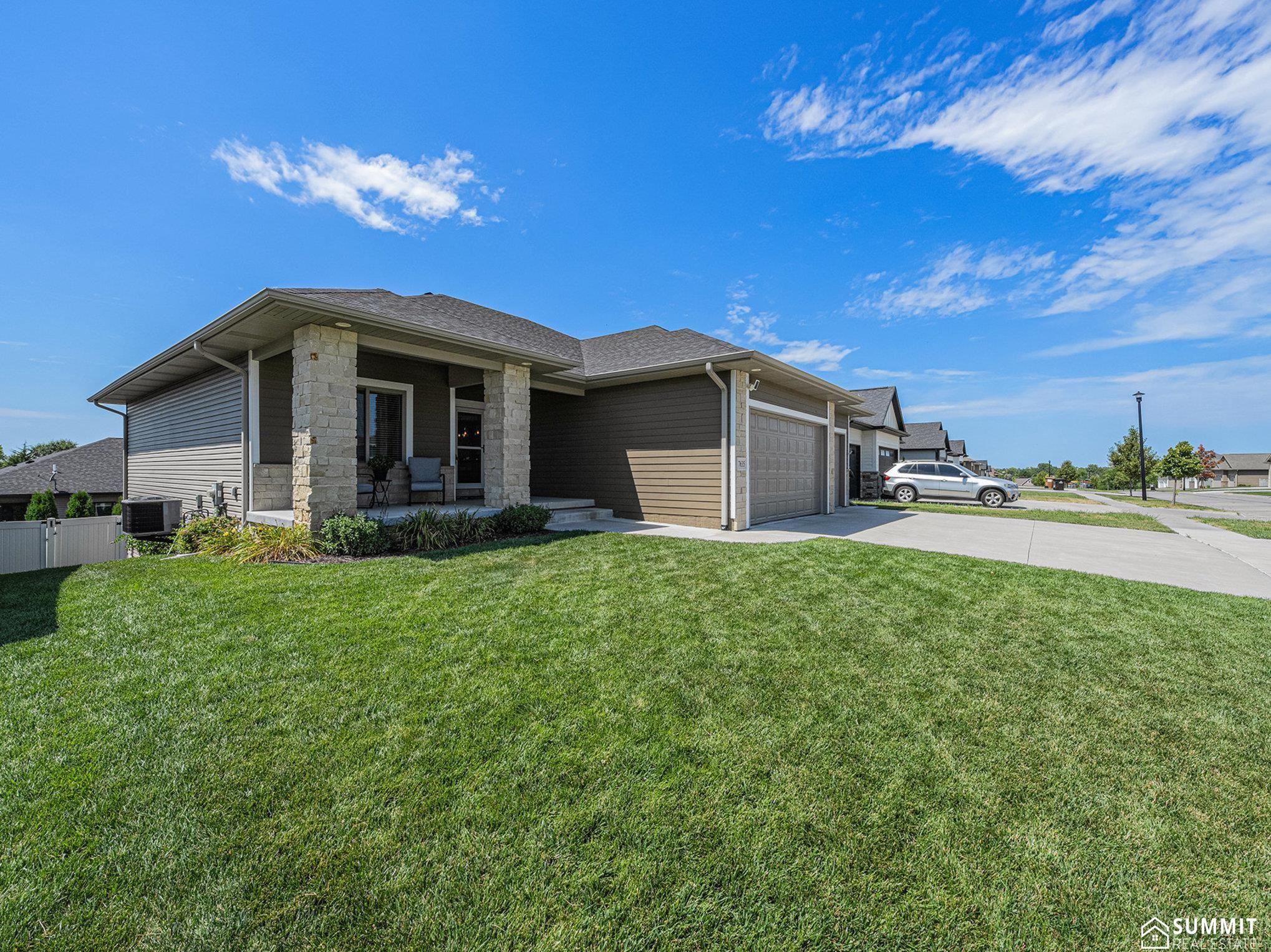 7635 S 78th Street