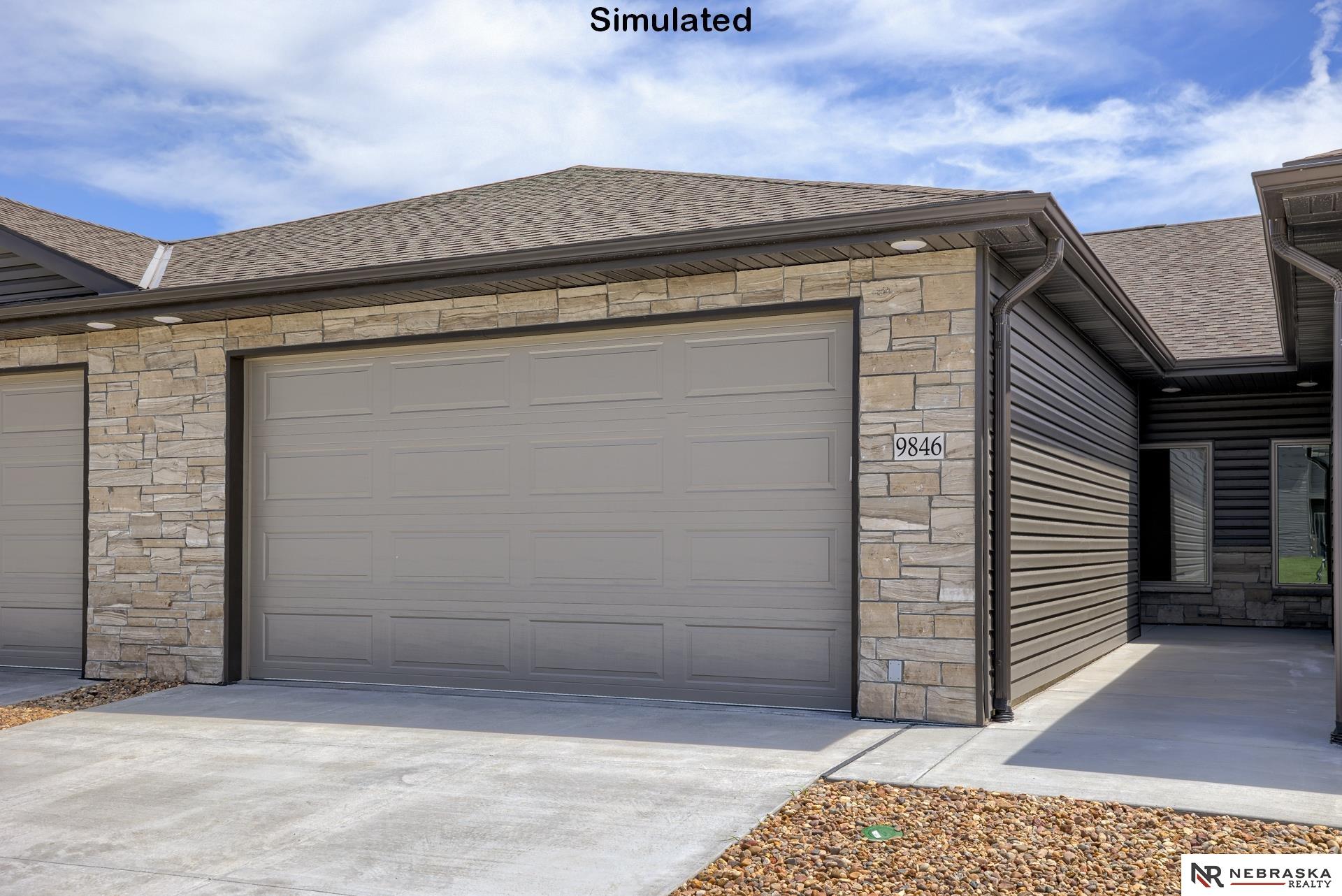9806 S 89th Street