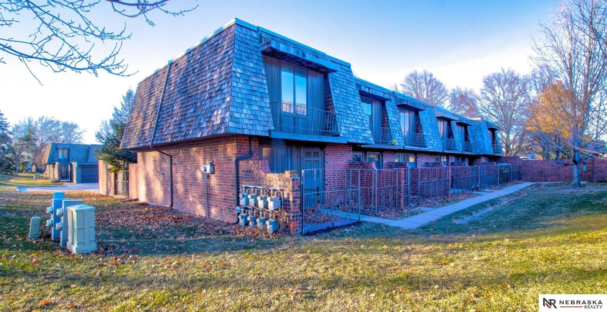 7311 Old Post Road # 22