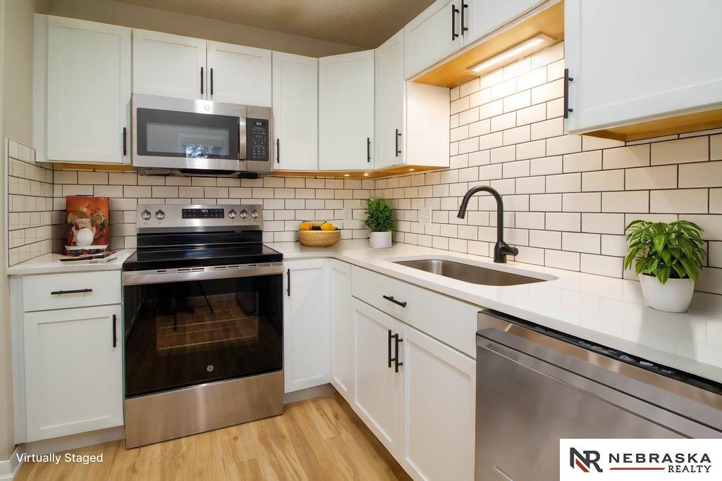 7311 Old Post Road # 22