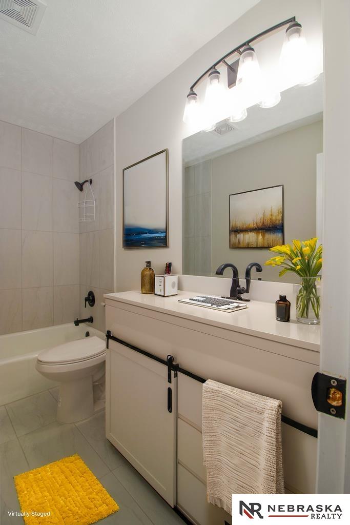 7311 Old Post Road # 22