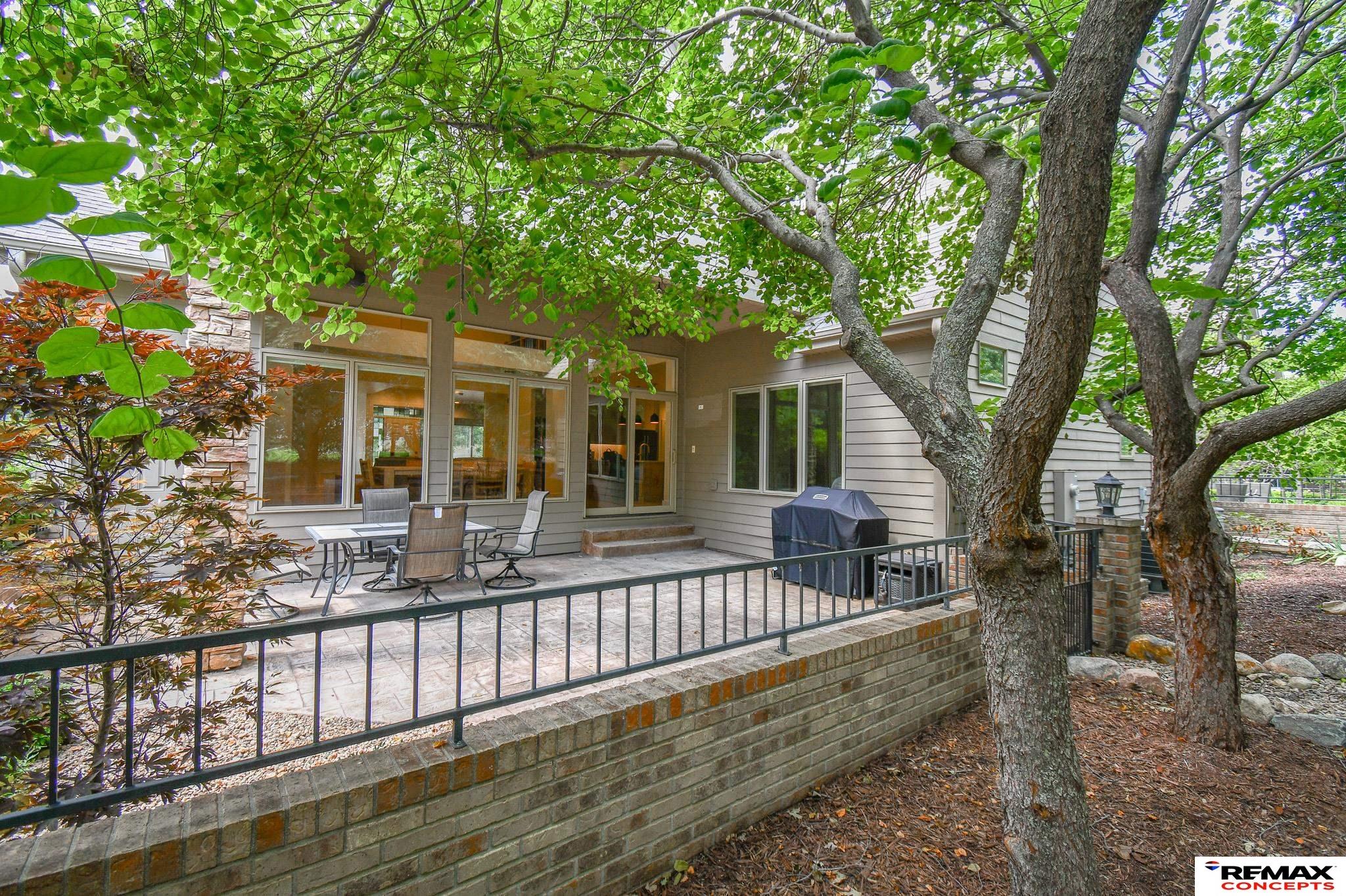 7840 Viburnum Drive