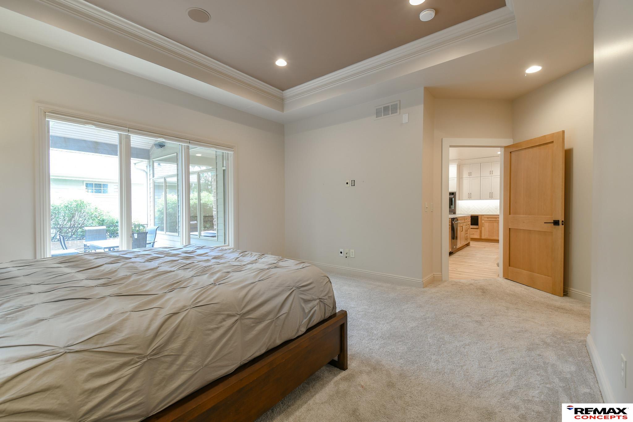 7840 Viburnum Drive