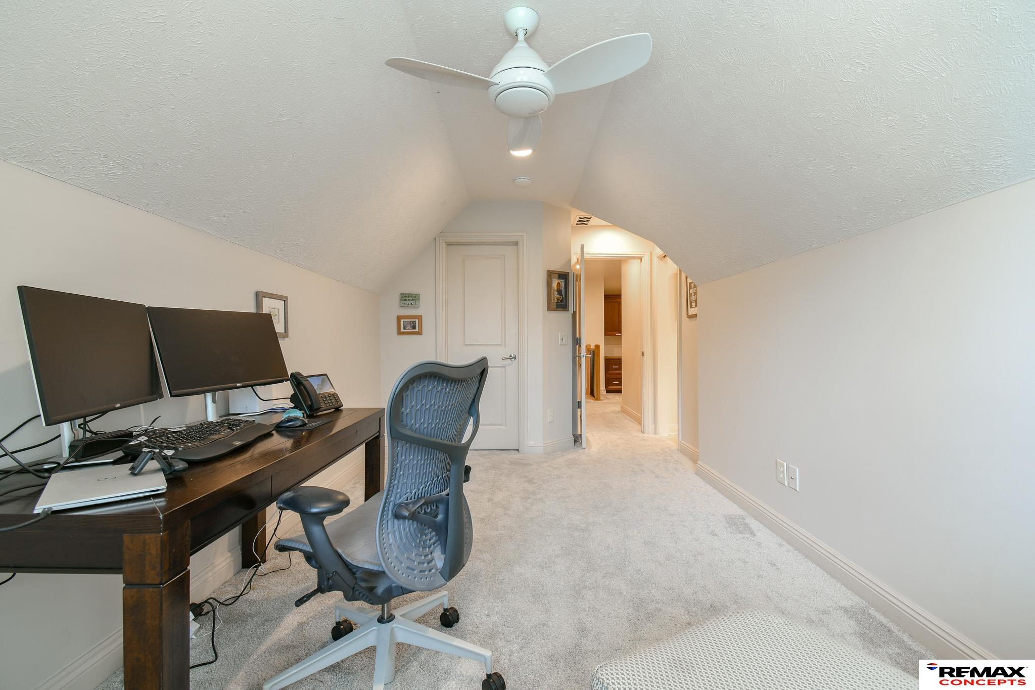 7840 Viburnum Drive