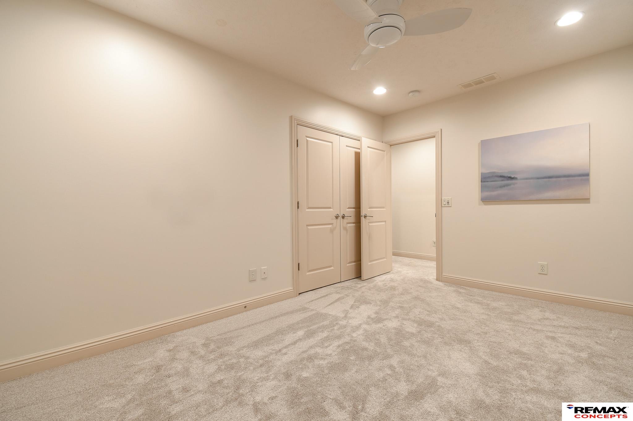 7840 Viburnum Drive