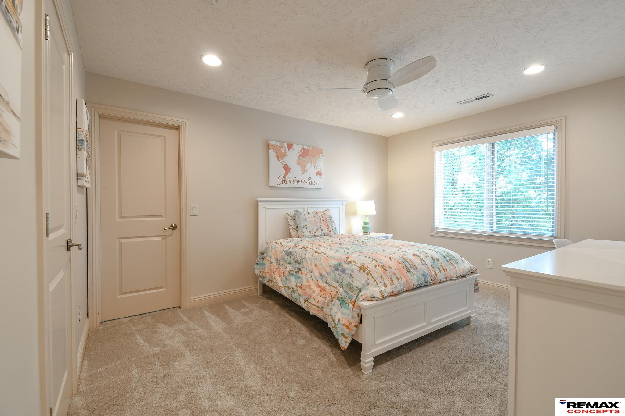 7840 Viburnum Drive