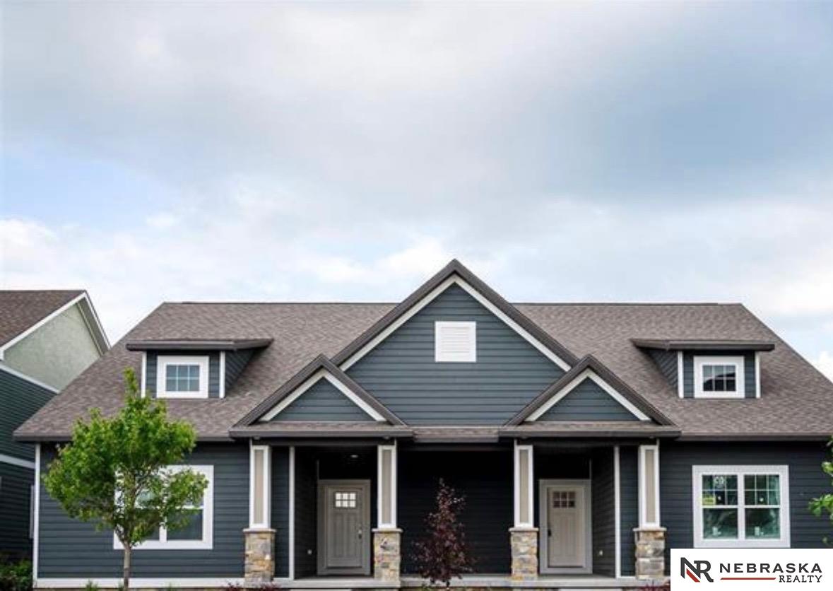 7244 Kentwell Lane