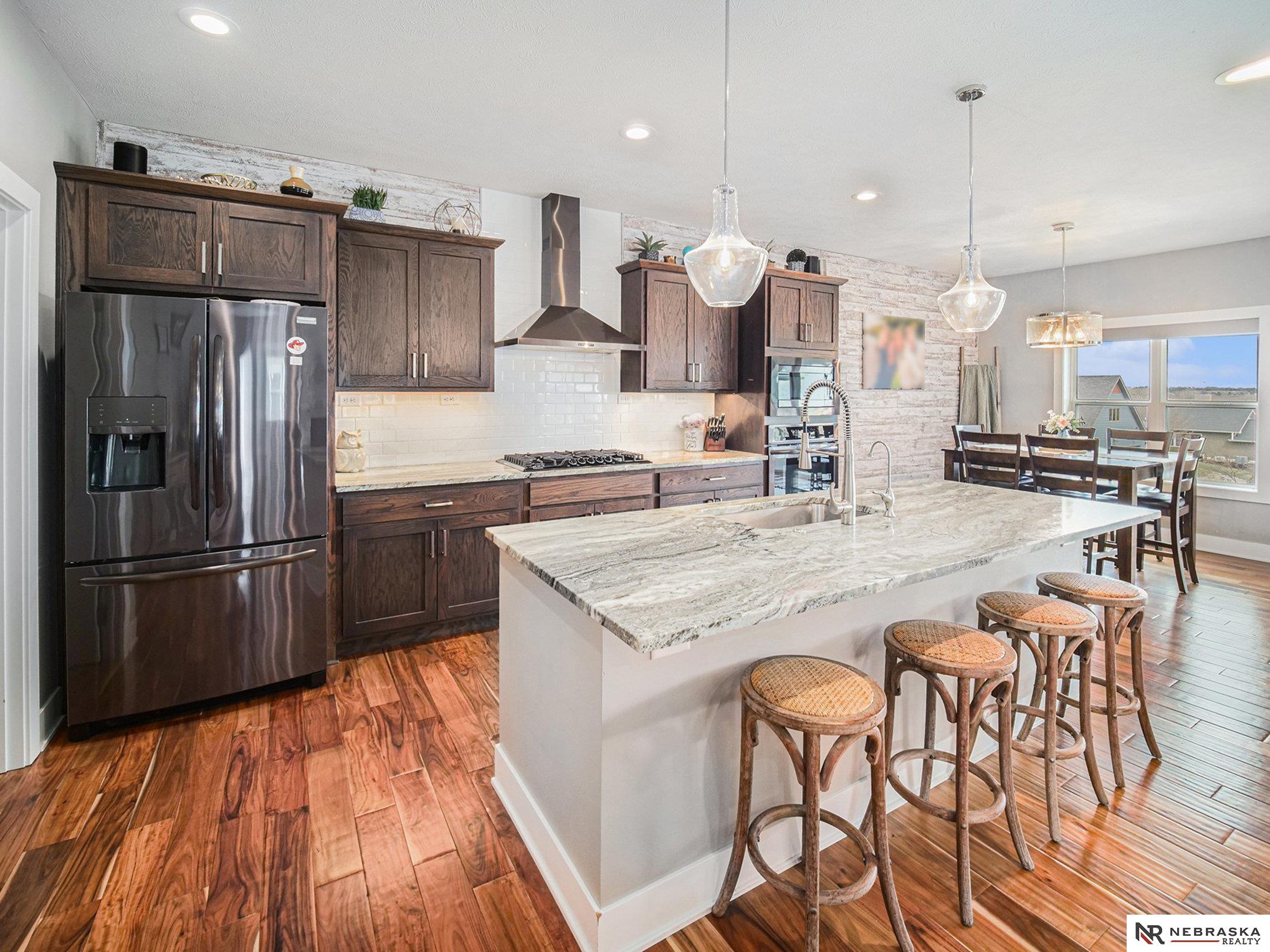 7244 Kentwell Lane