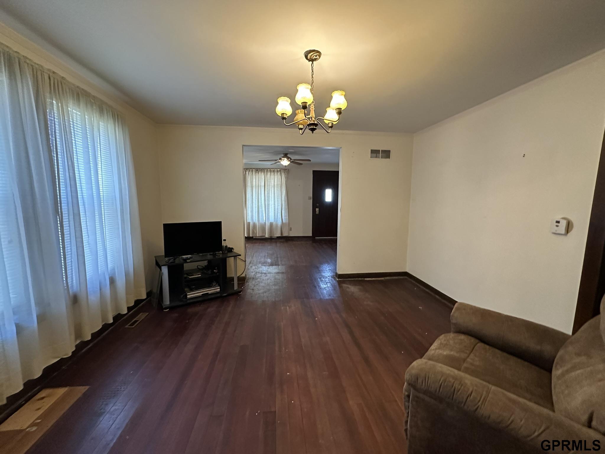 729 E 13th Street