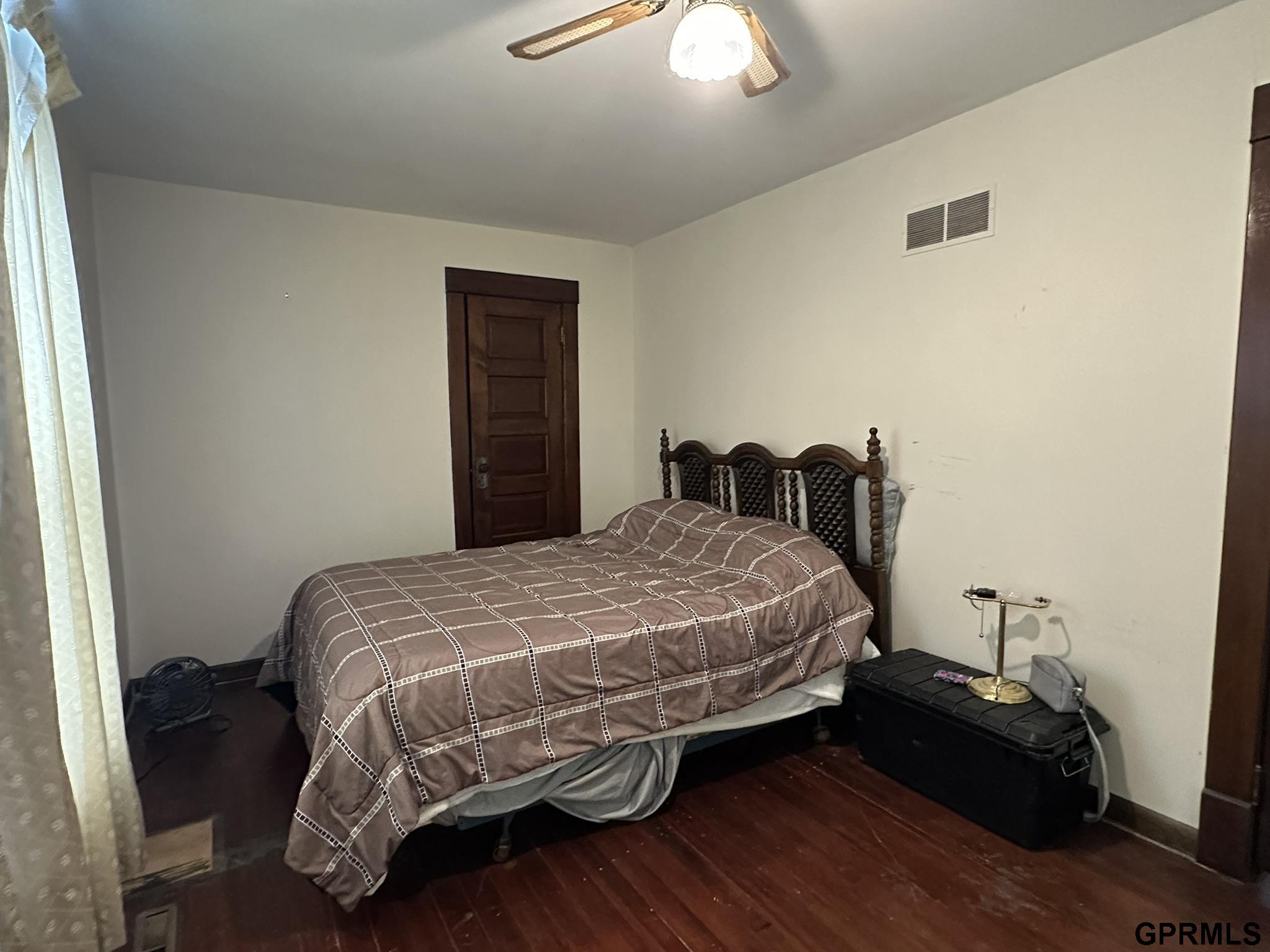 729 E 13th Street