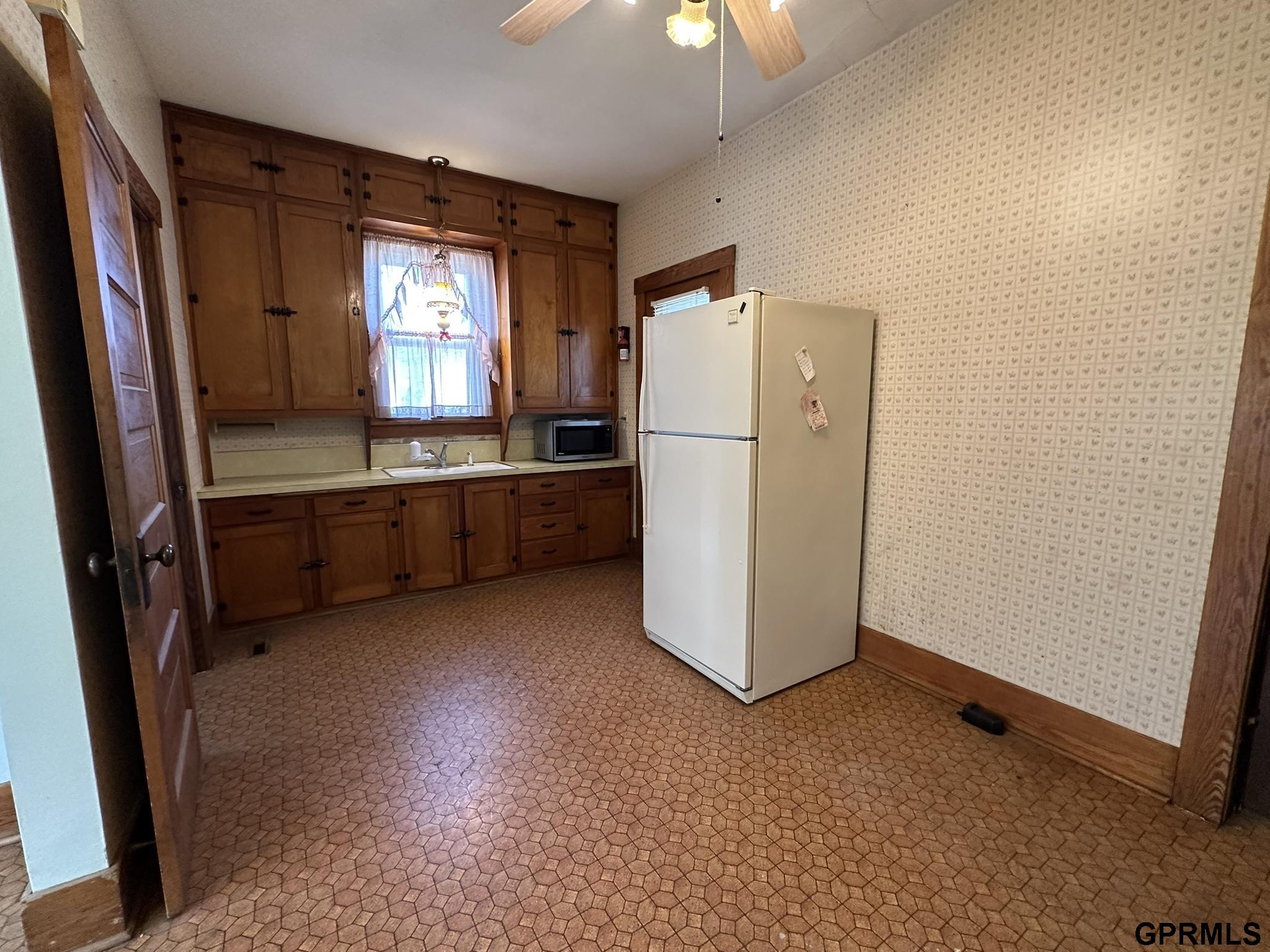 729 E 13th Street