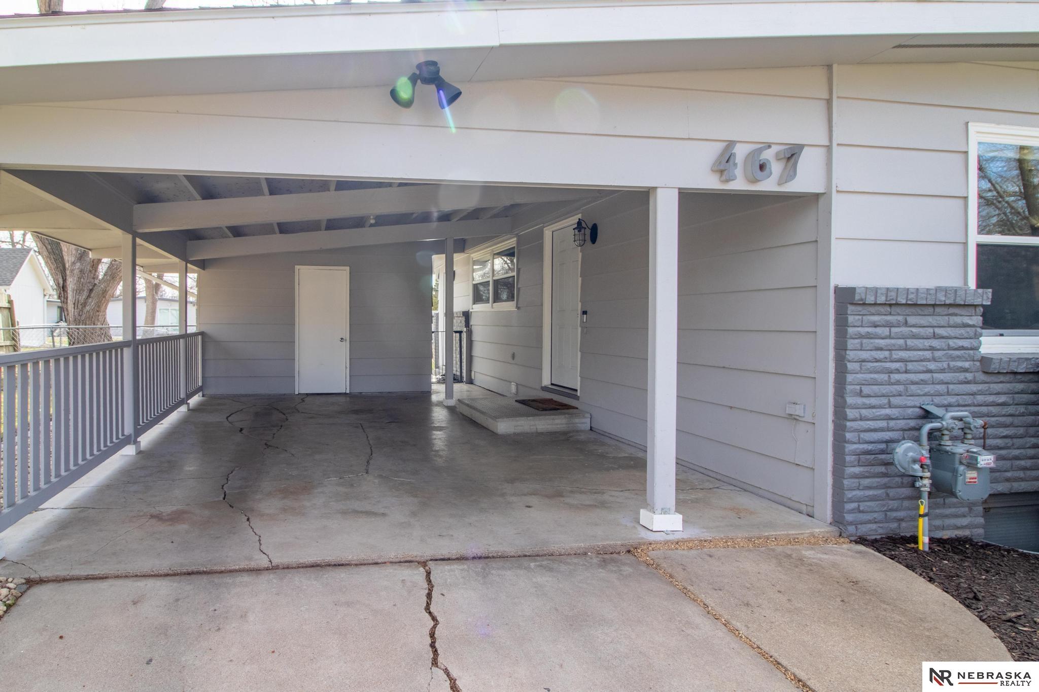 467 Steinway Road