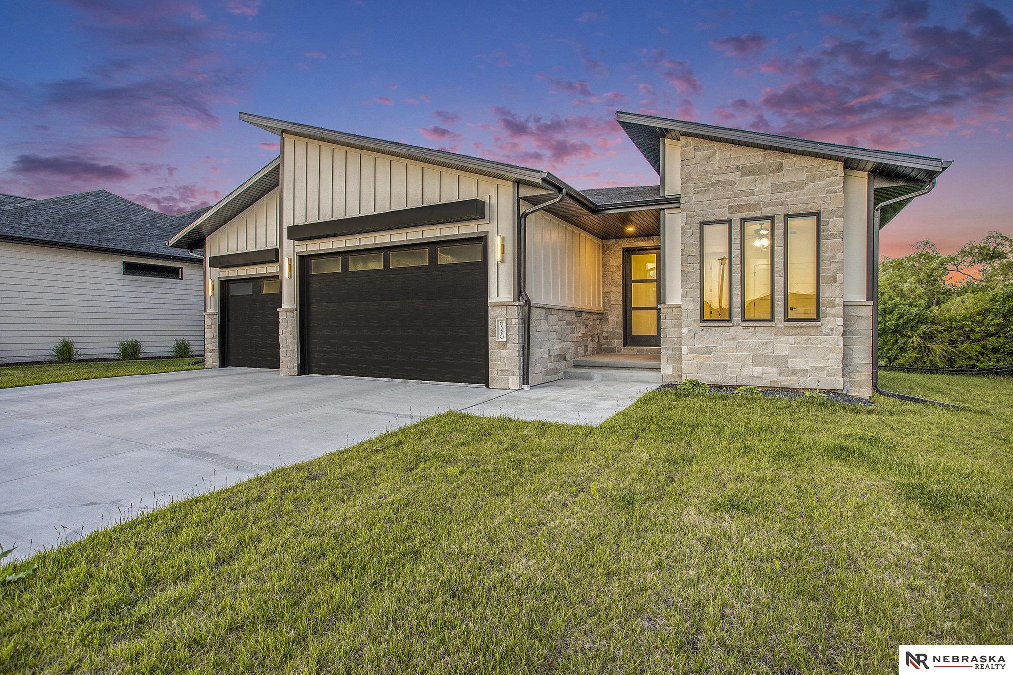 6320 S 90th Street