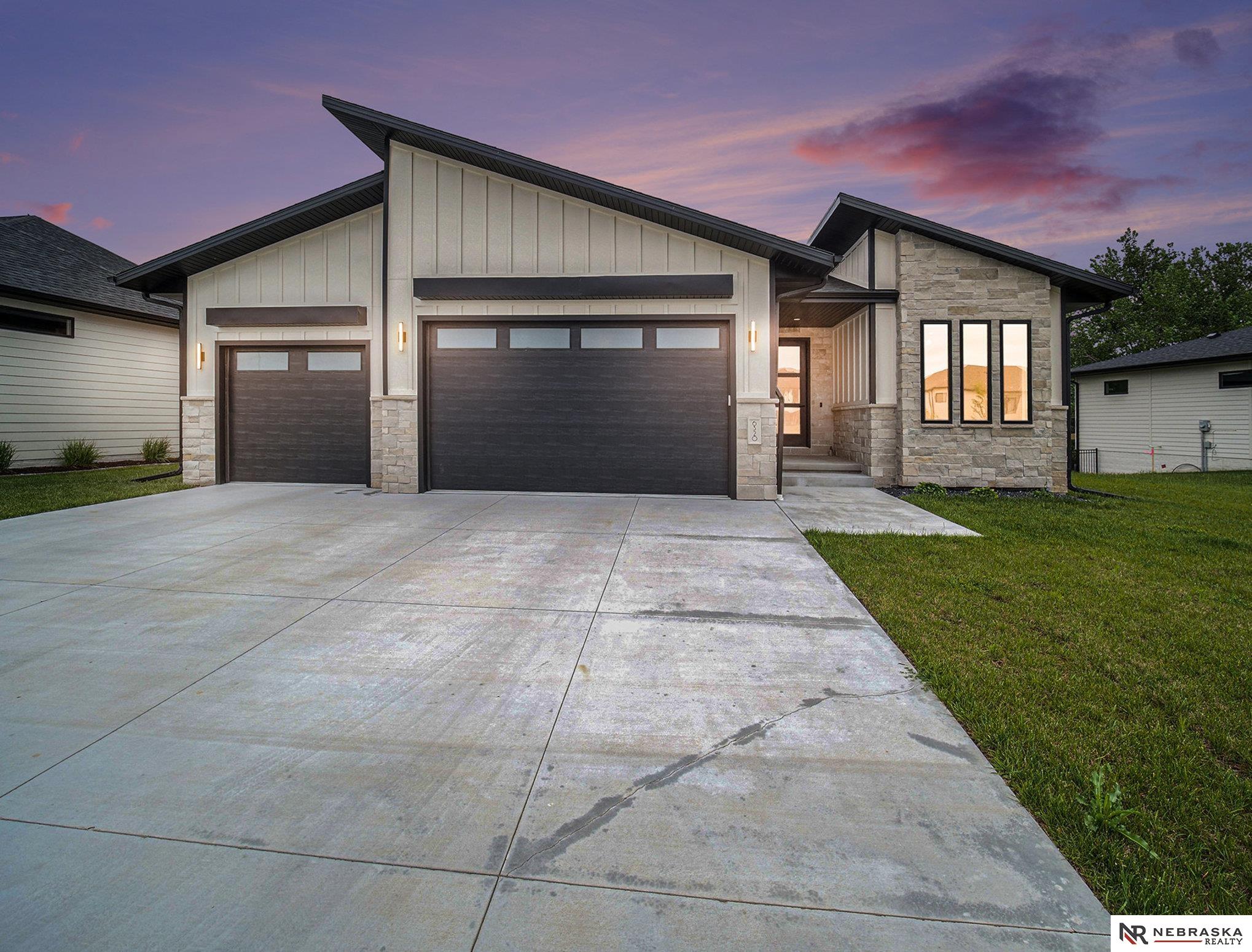 6320 S 90th Street