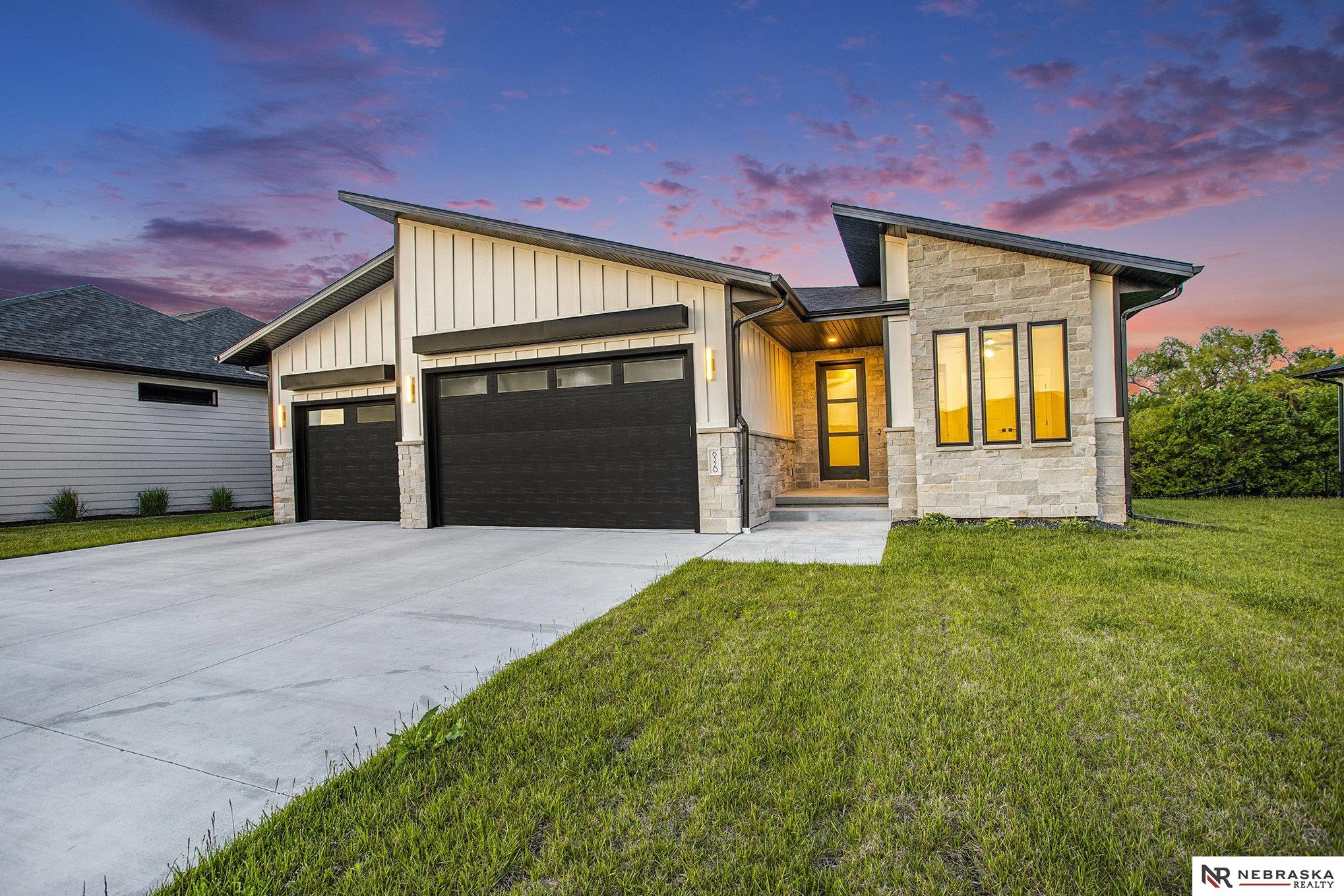 6320 S 90th Street