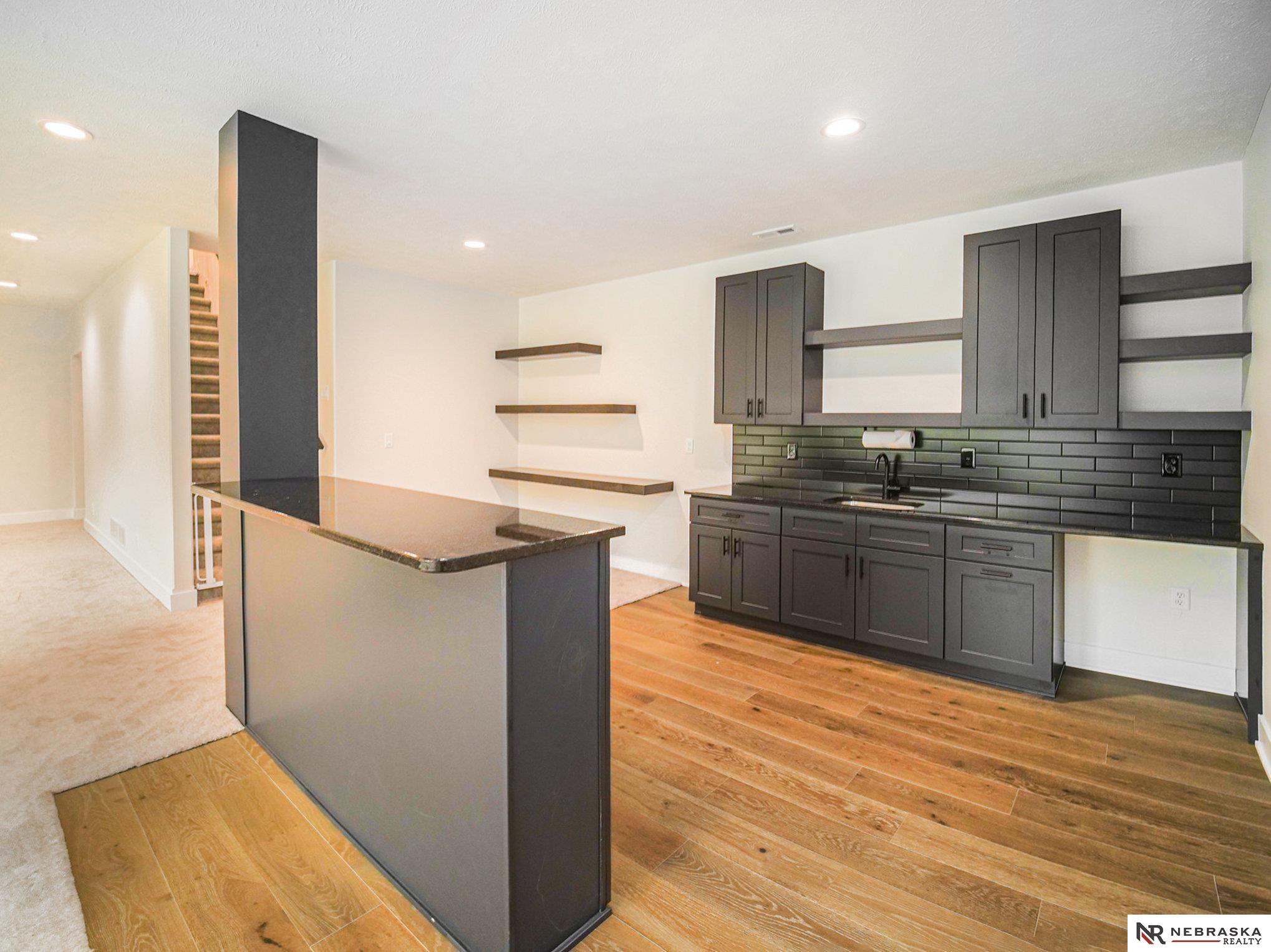6320 S 90th Street