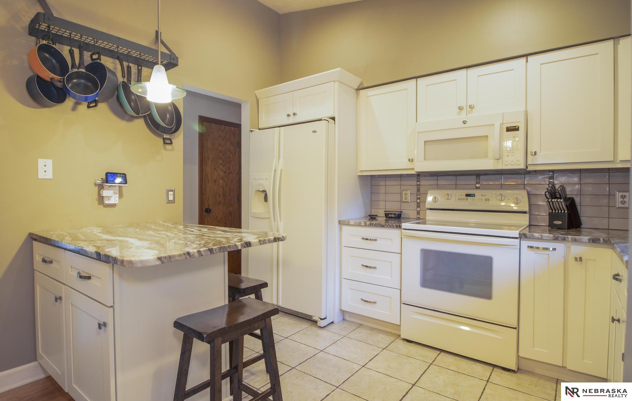 5900 S 28th Court