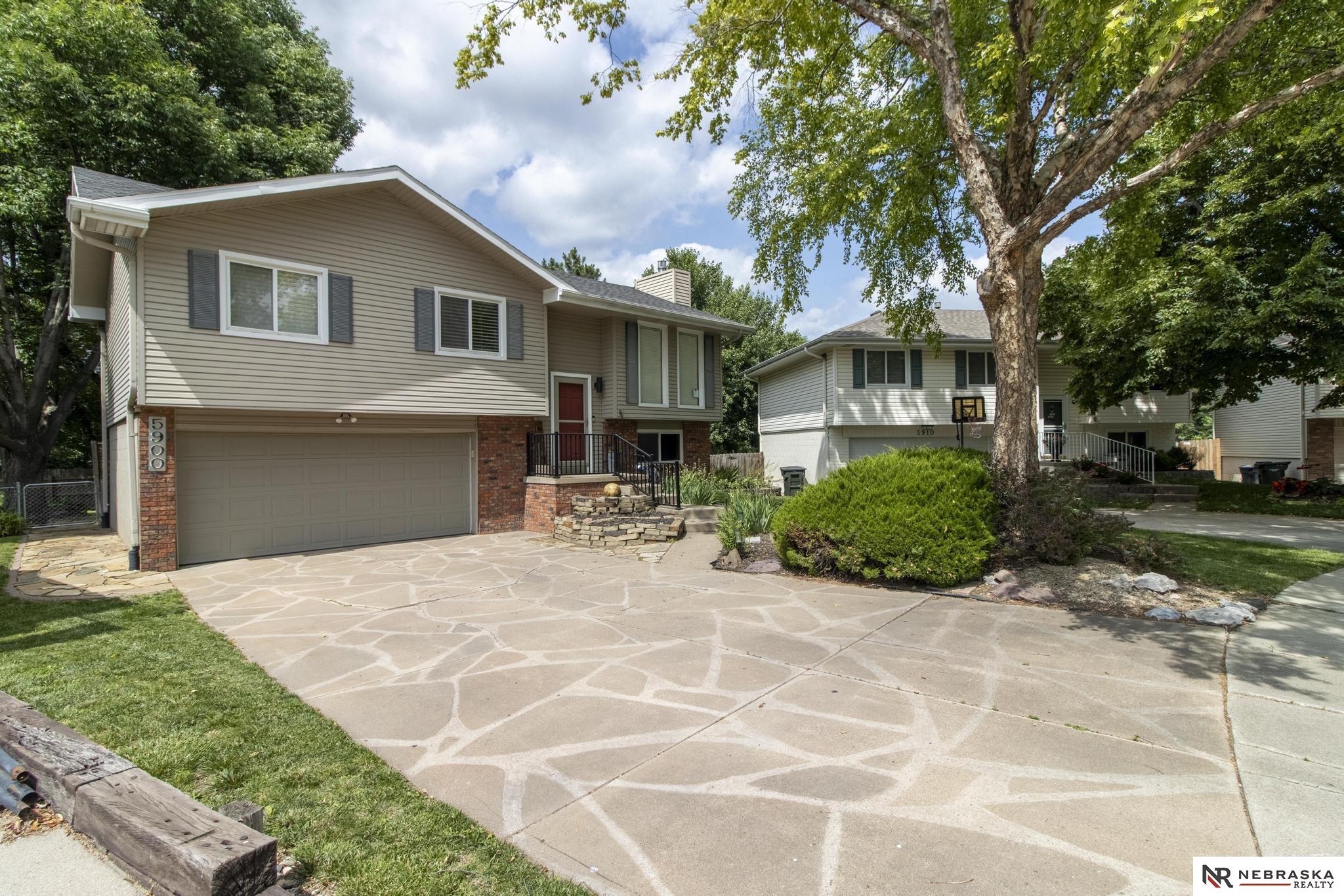 5900 S 28th Court