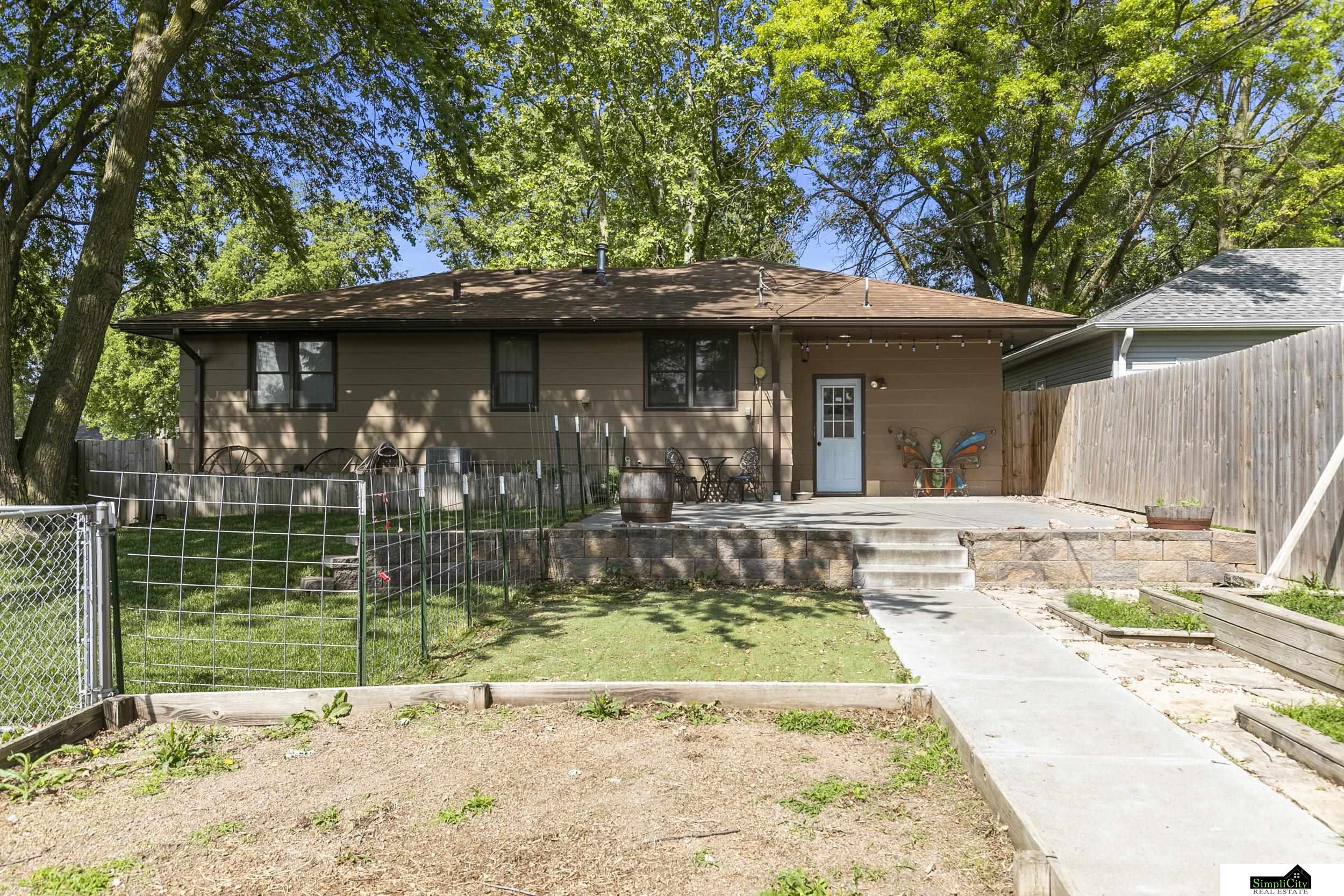 304 Pine Street