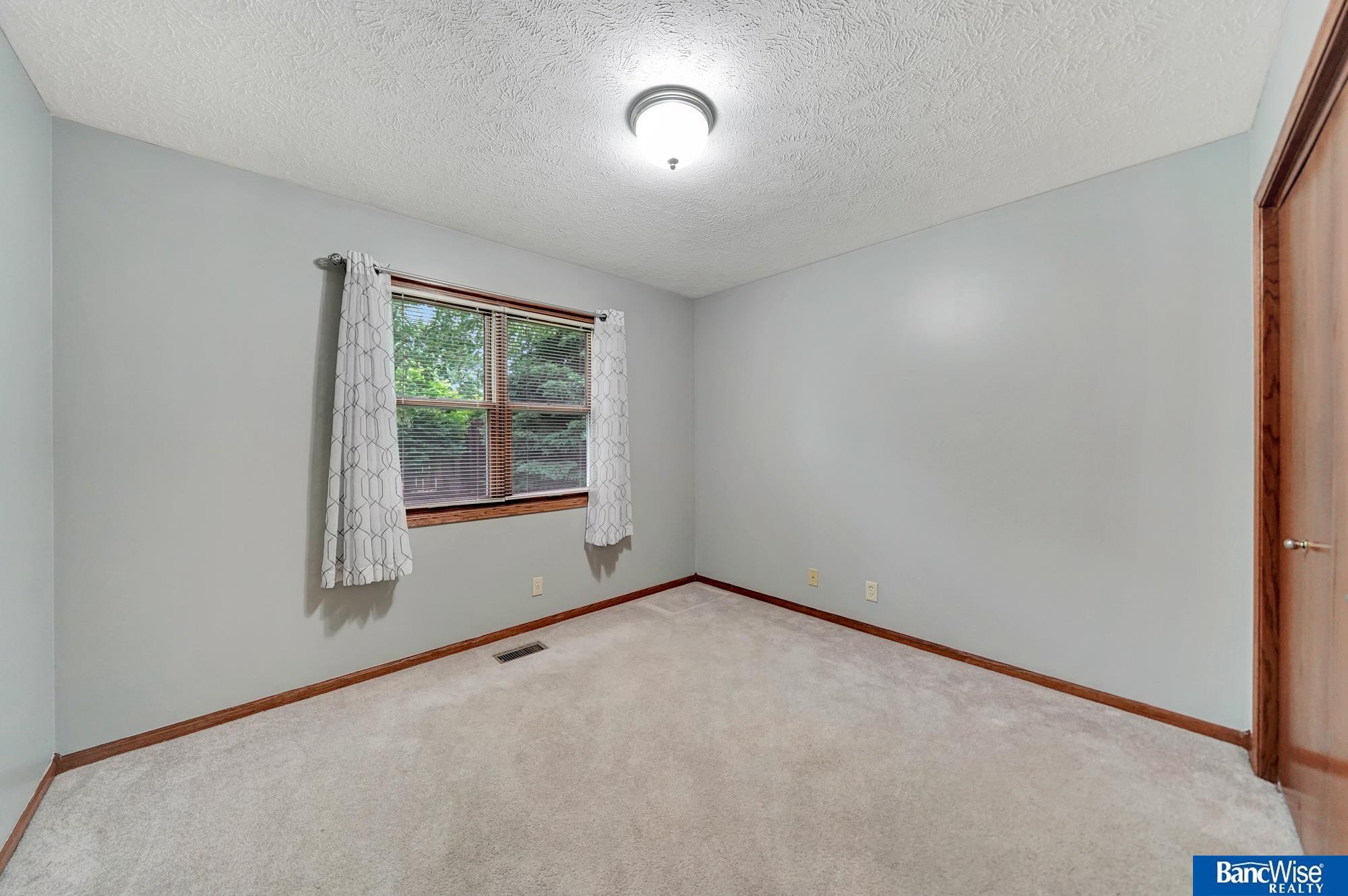 2727 N 75th Street