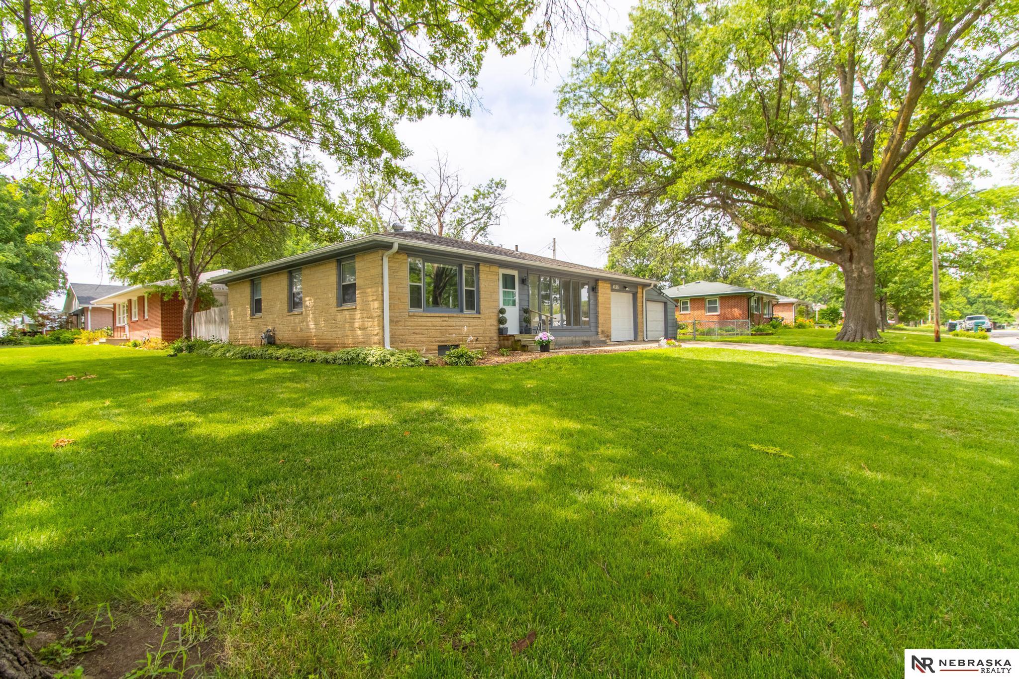 4135 X Street