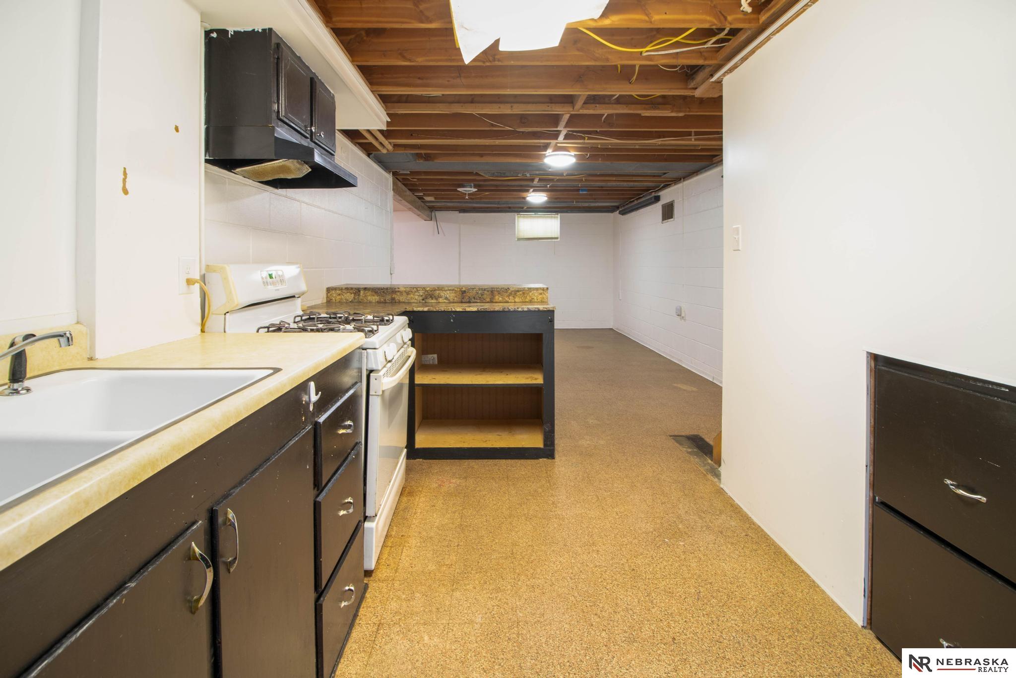 4135 X Street