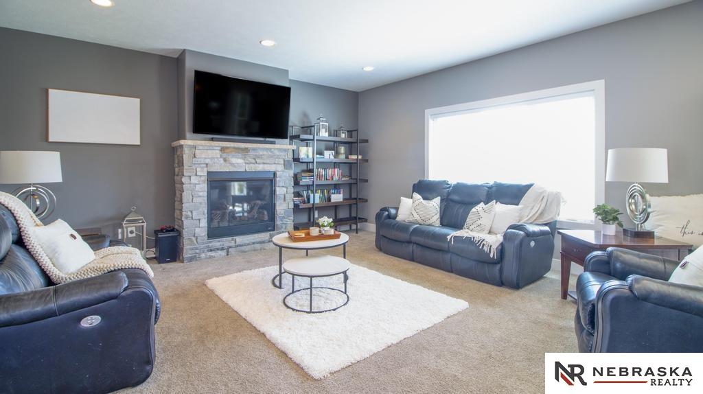 9334 Dutch Mill Lane