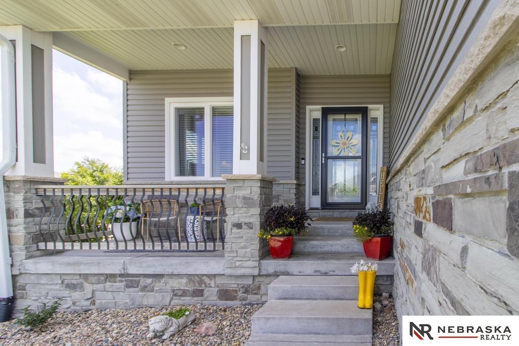 9334 Dutch Mill Lane