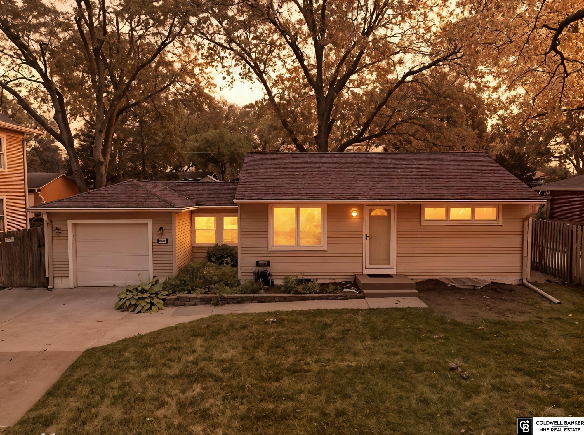 2748 S 38th Street