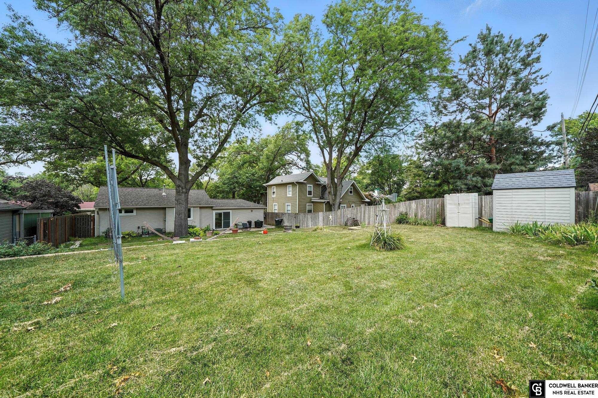 2748 S 38th Street