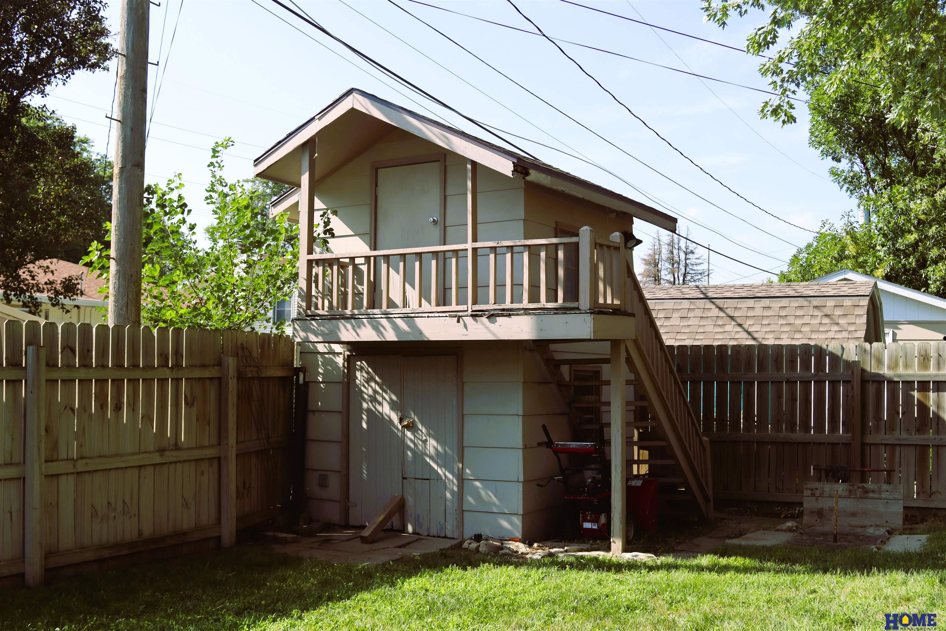 1607 N 18th Street