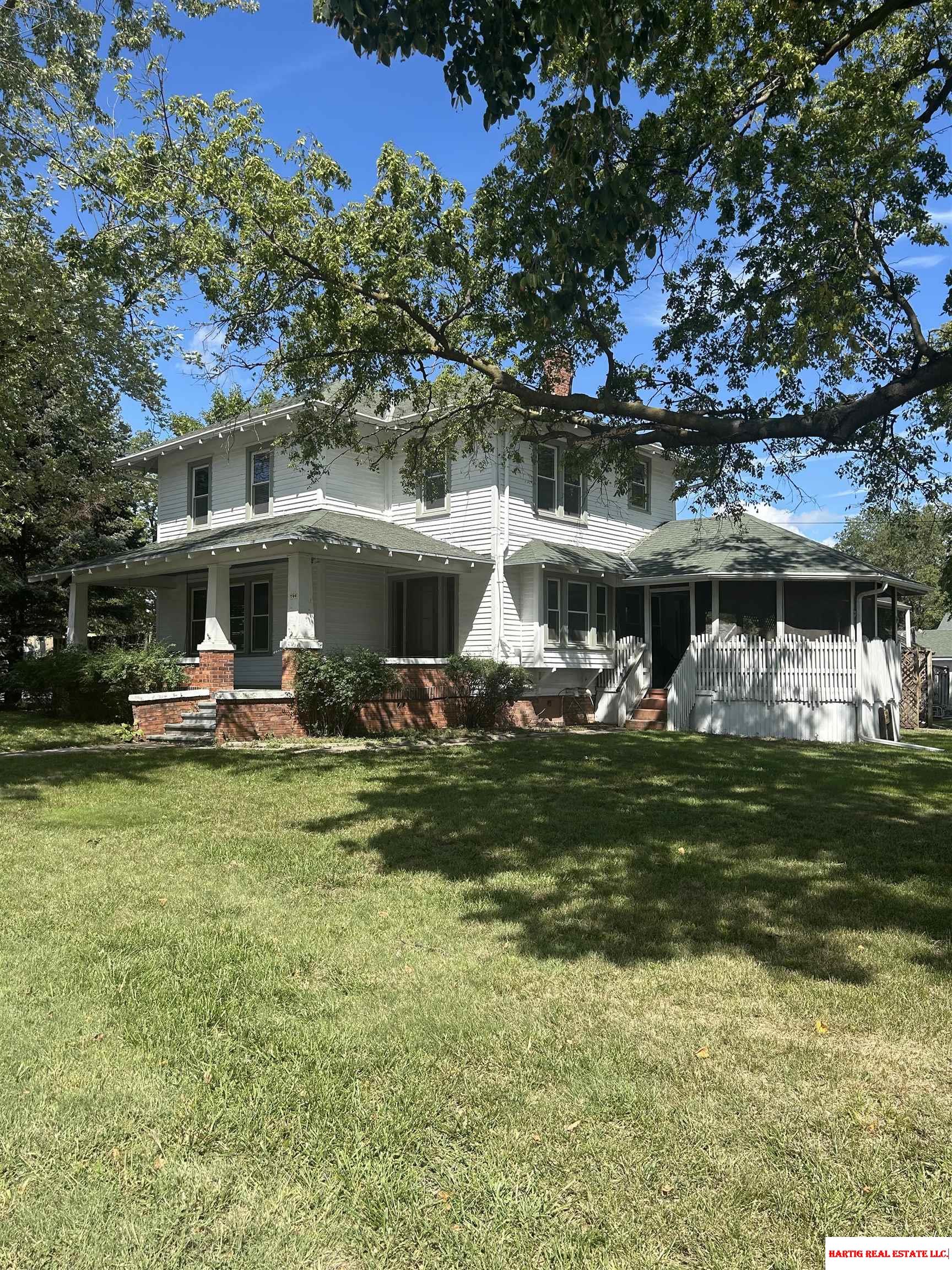 700 W court Street