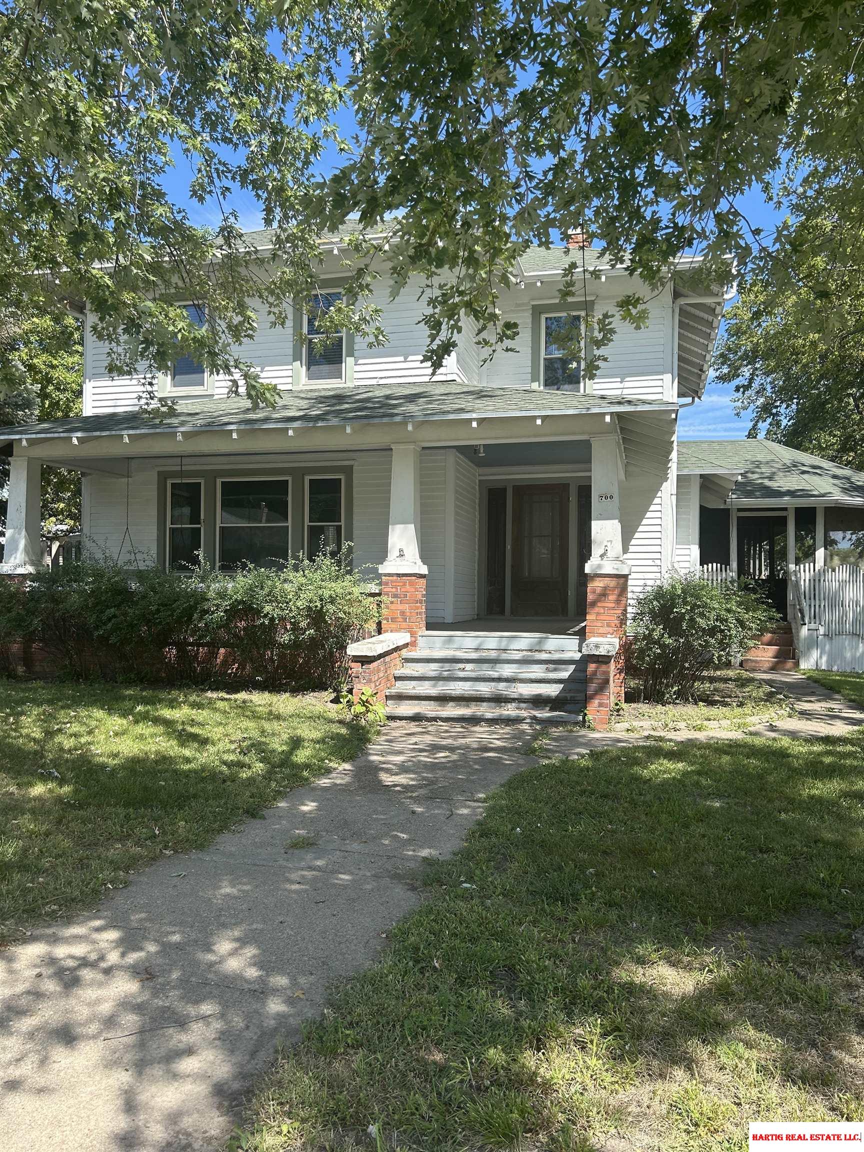 700 W court Street
