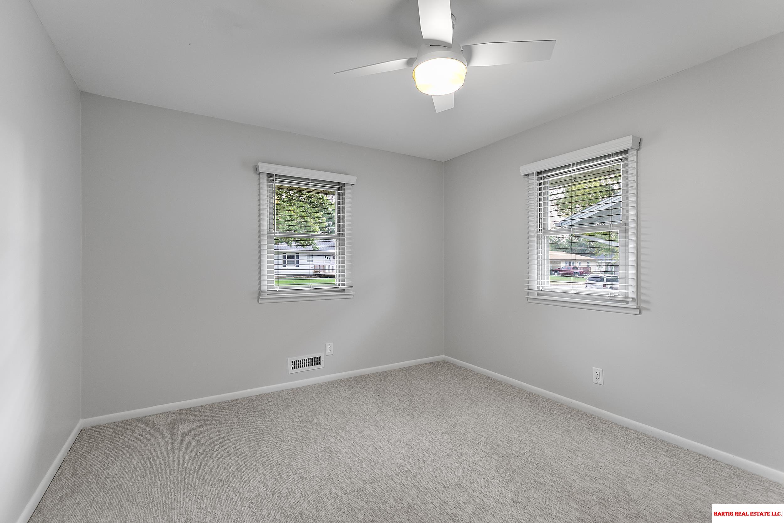 1718 Sara Road