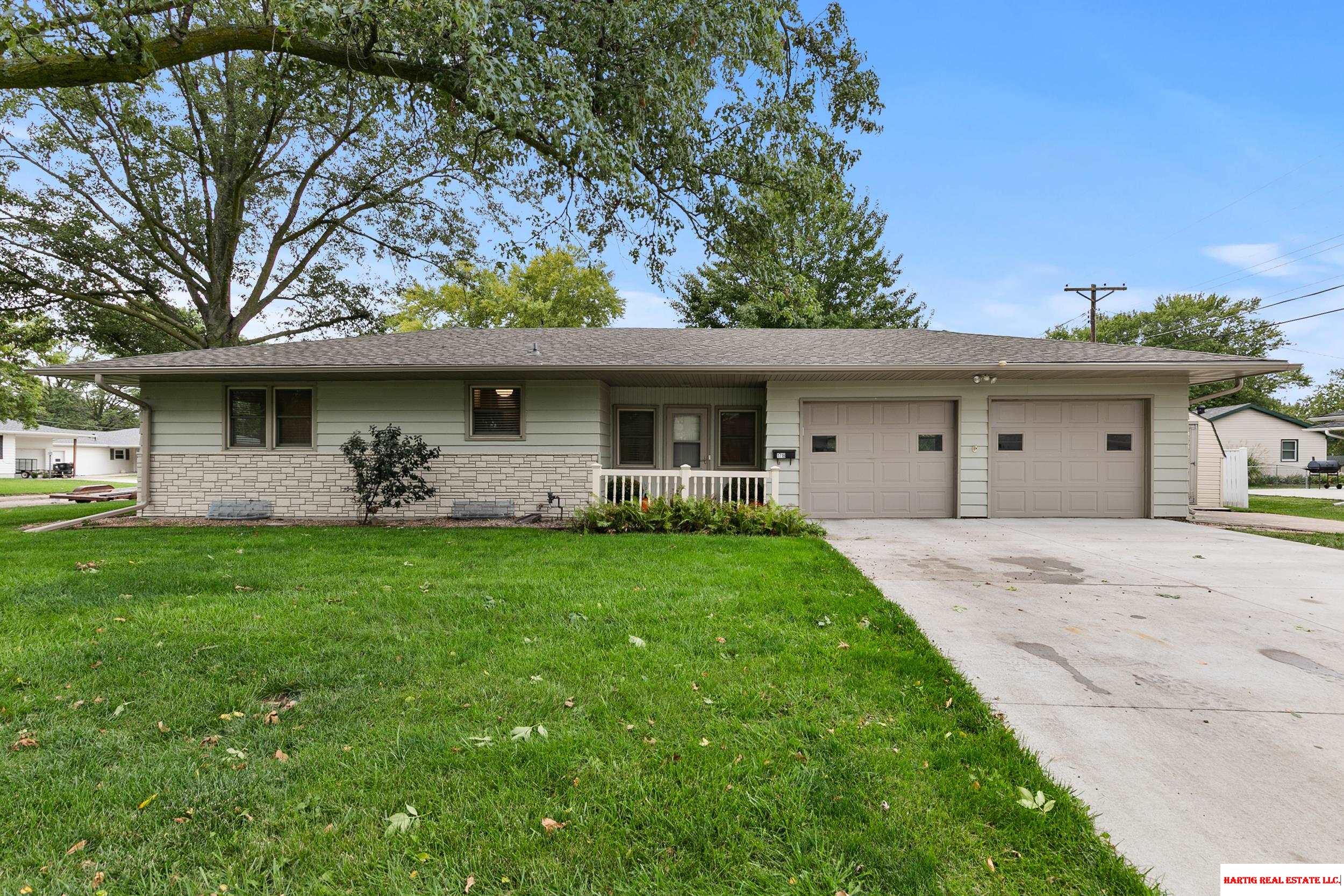 1718 Sara Road