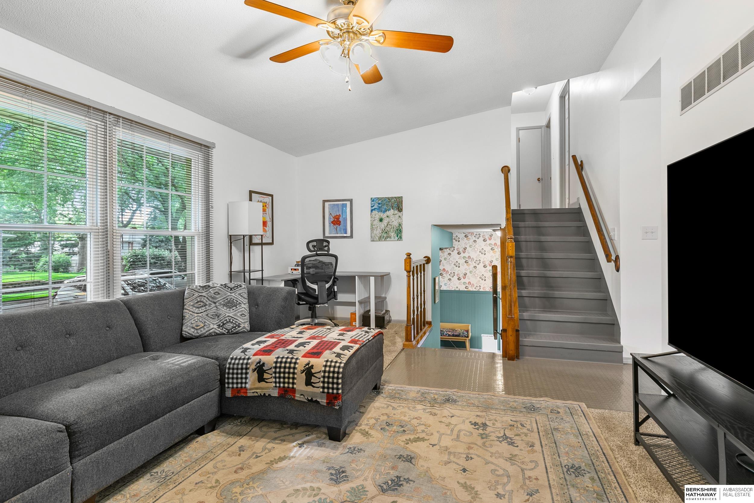 920 Lamplighter Lane